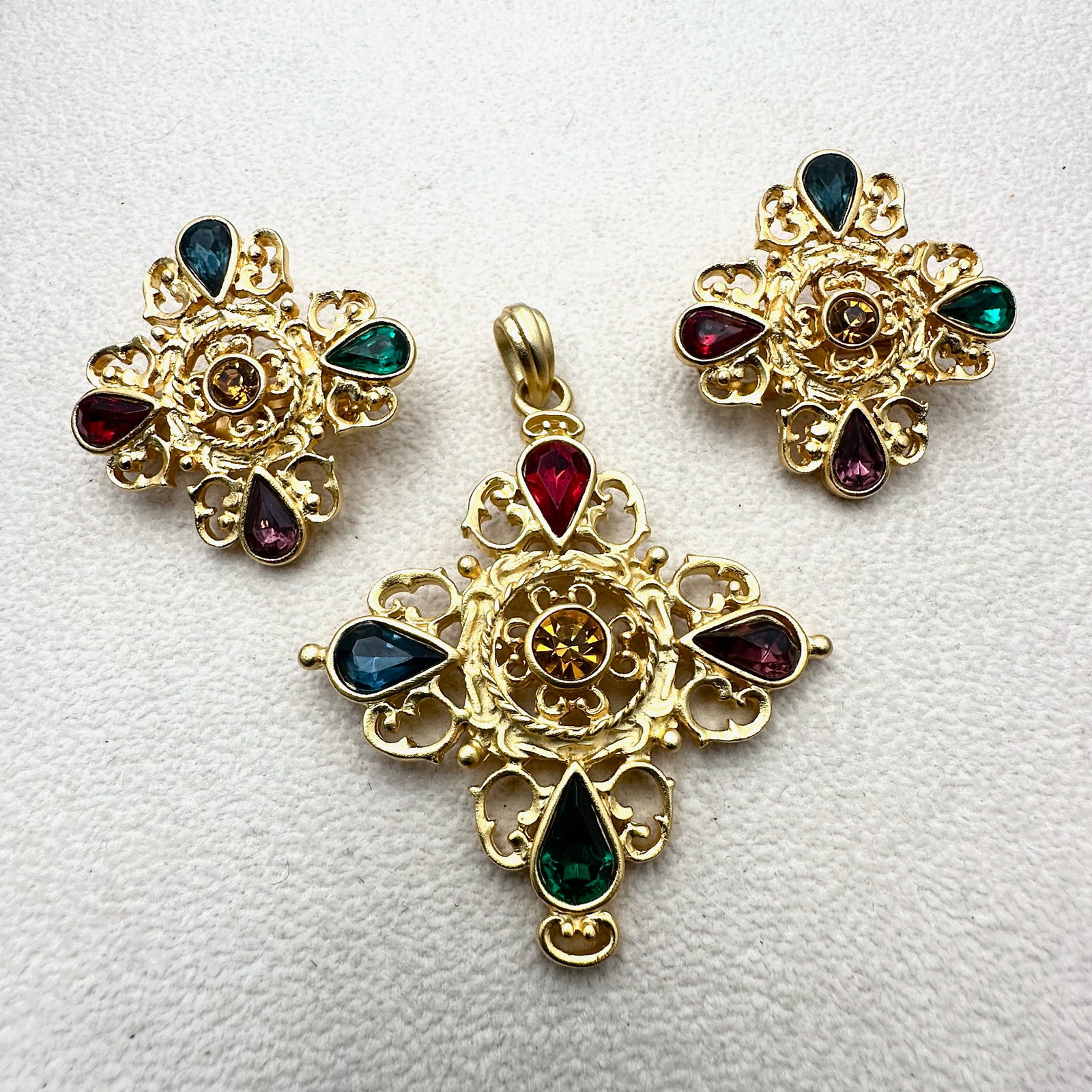 Matte Gold Tone Jewel Tone Rhinestone Maltese Cross Pendant and Clip Earrings Set (1 of 2)
