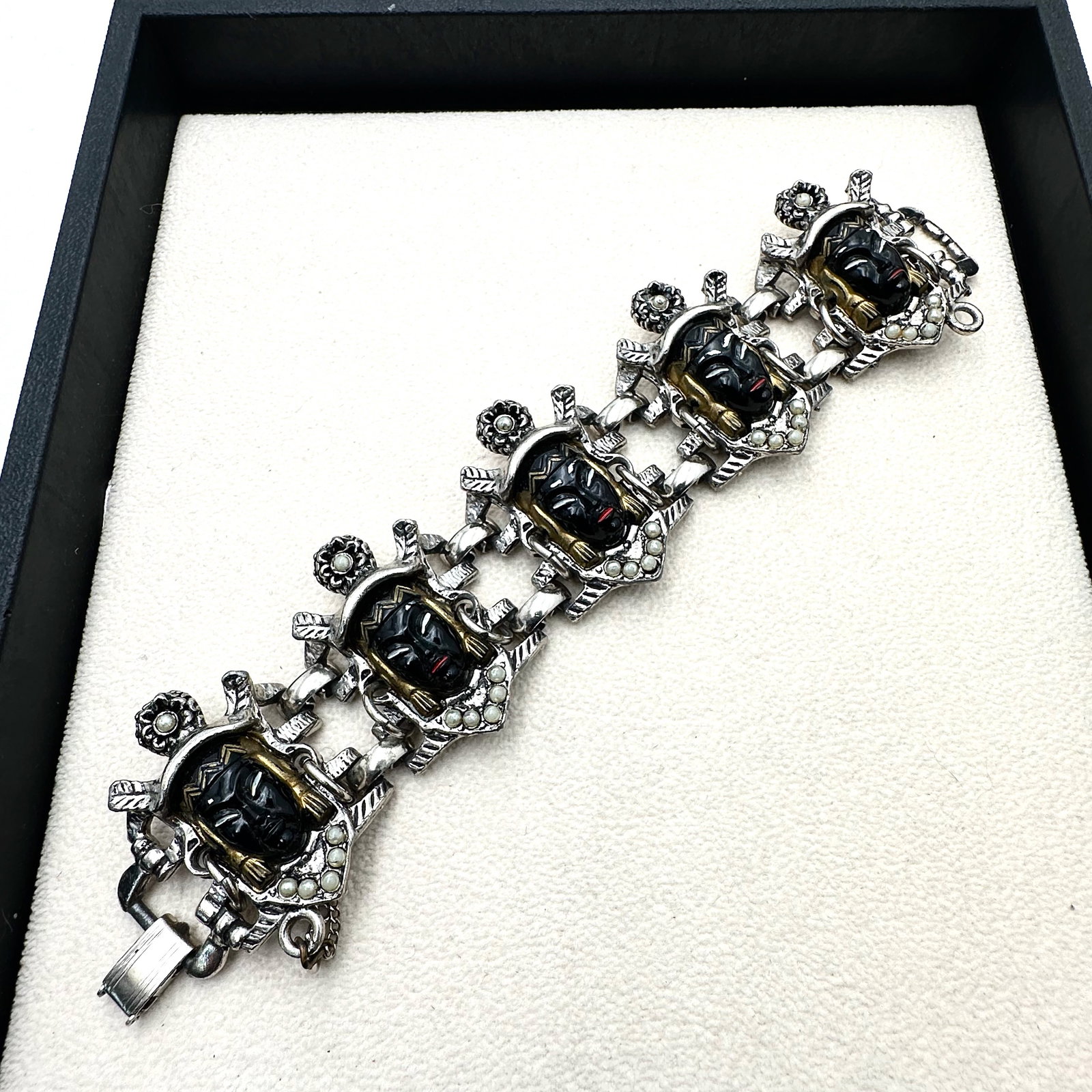 Vintage Unsigned Selro Selini Asian Princess Gold Tone Bracelet 7 Inch: Vintage Unsigned Selro Selini Asian Princess Gold Tone Bracelet 7 Inch