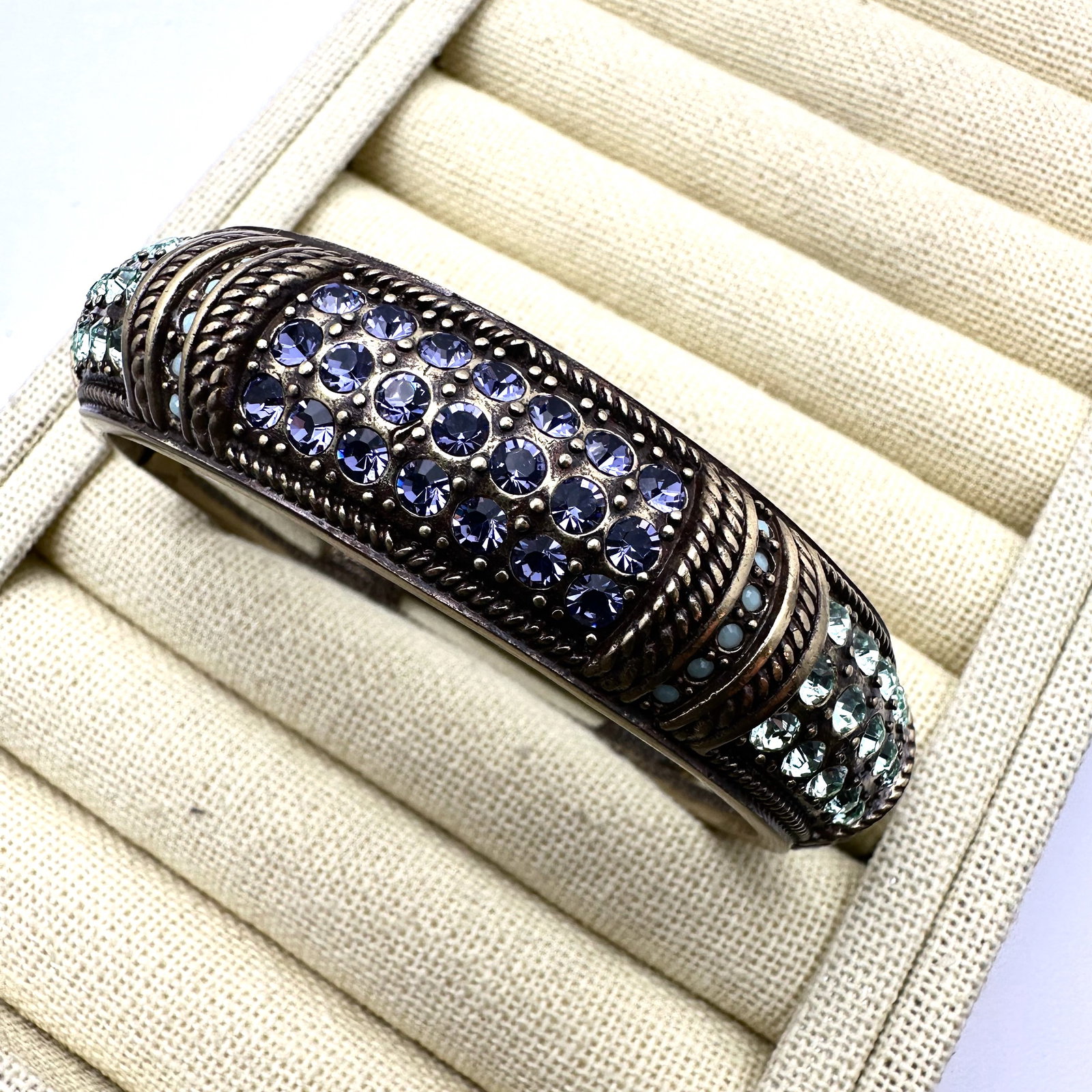 Heidi Daus Purple Crystal Bronze Tone Hinged Bangle Bracelet 7 Inch (1 of 2)