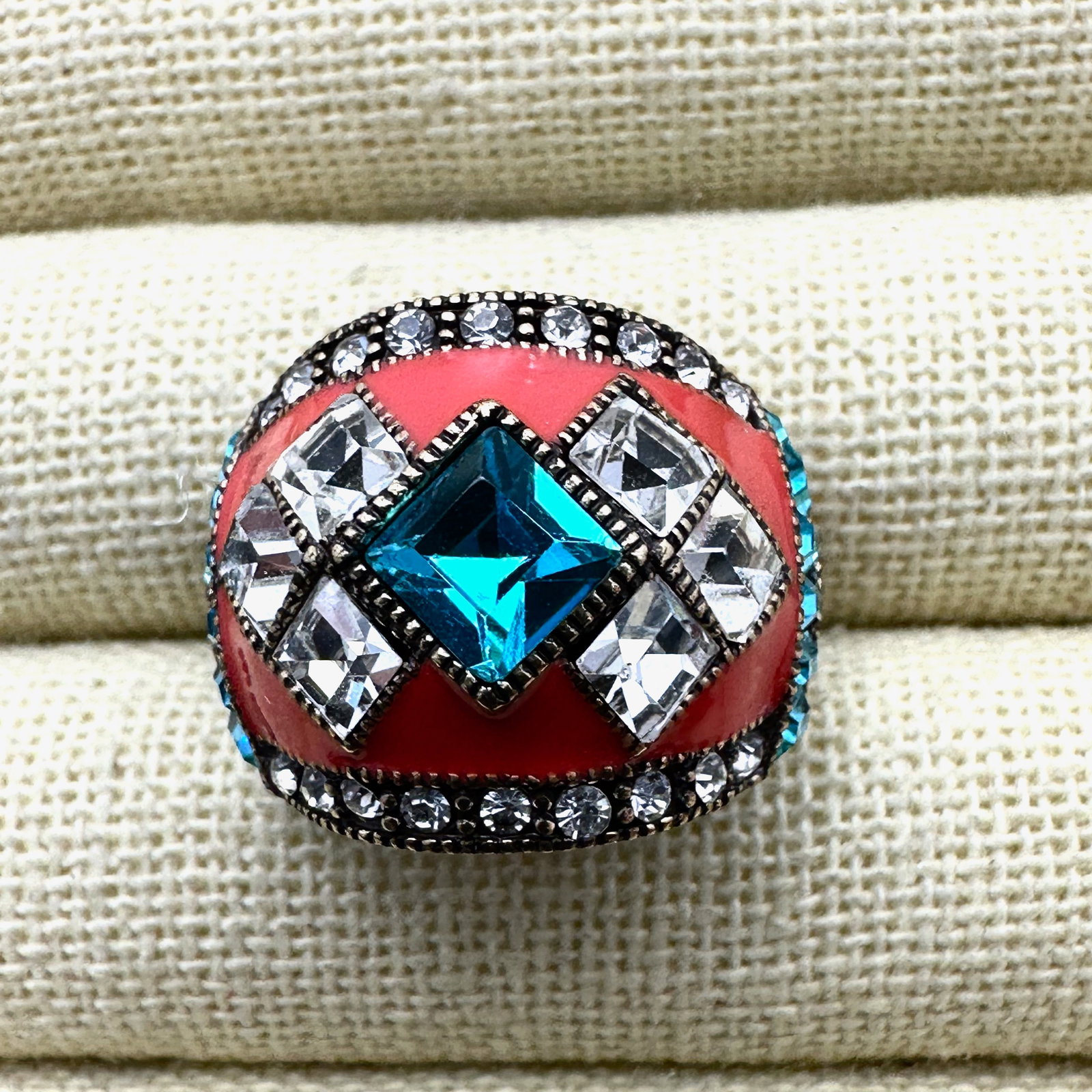 Heidi Daus Coral Colored Enamel Turquoise Blue Crystal Bronze Tone Ring Size 6: Heidi Daus Coral Colored Enamel Turquoise Blue Crystal Bronze Tone Ring Size 7