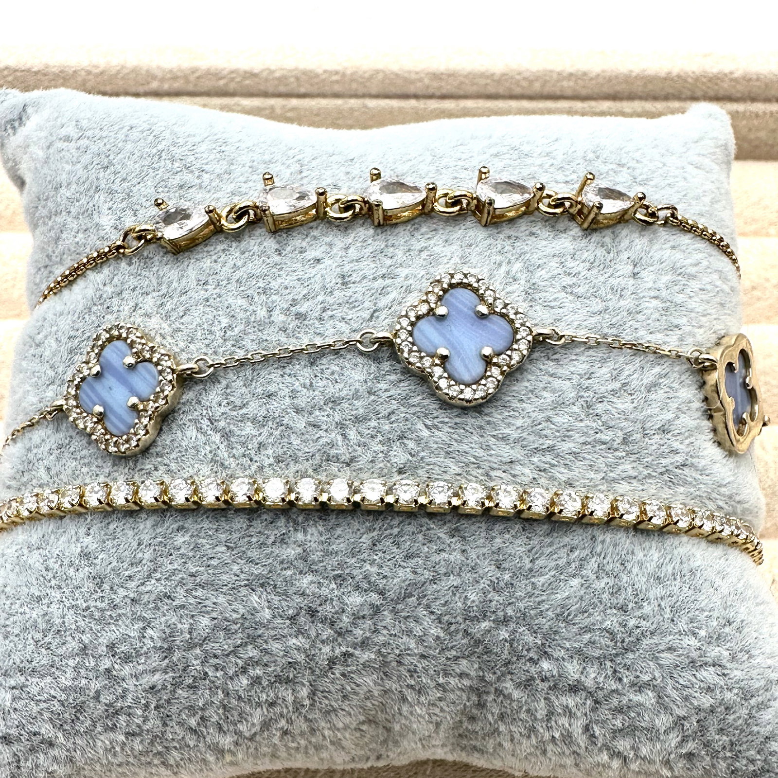Gold Plated Bolo Style Bracelet Group Lot: Gold Plated Bolo Style Bracelet Group Lot