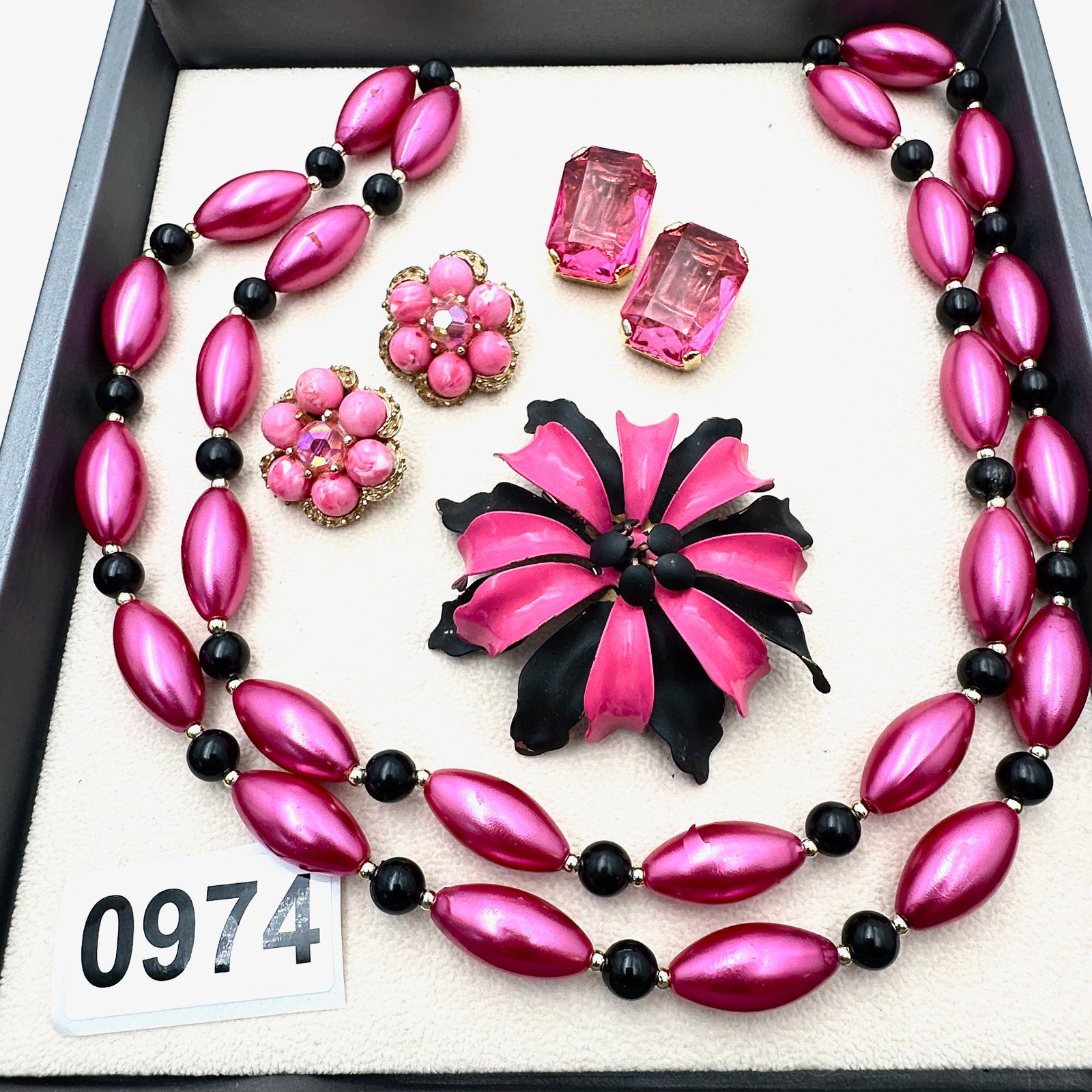Vintage and Modern Jewelry Group Lot MCM Enamel Flower Brooch Clip Earrings Pink Black: Vintage and Modern Jewelry Group Lot MCM Enamel Flower Brooch Clip Earrings Pink Black