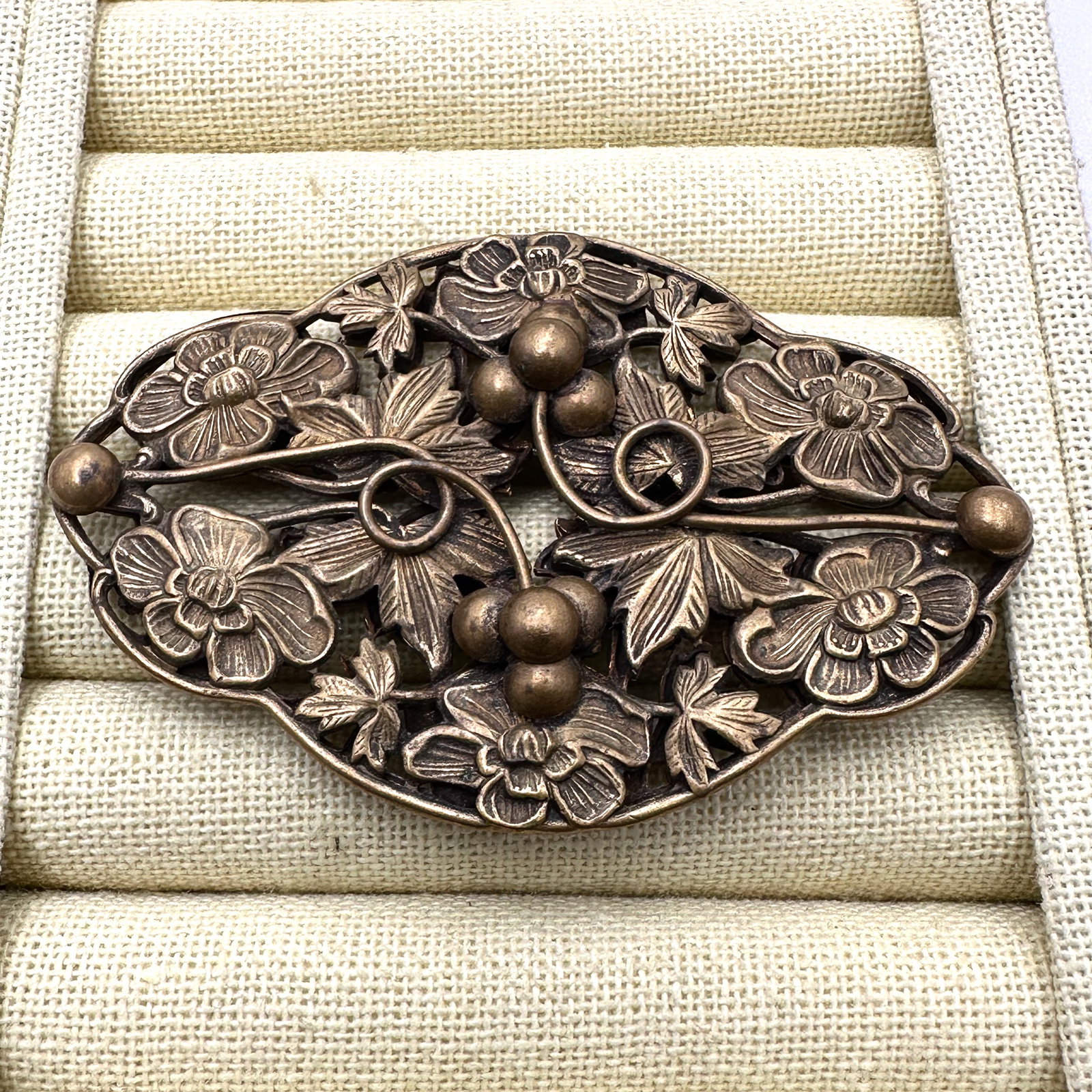 Antique Gold Tone Large Sash Brooch Pin 3.25 Inch (1 of 2)