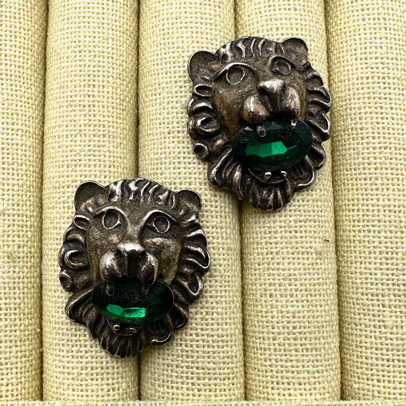 Antiqued Silver Tone Green Glass Stone Lion Pierced Earrings (1 of 2)