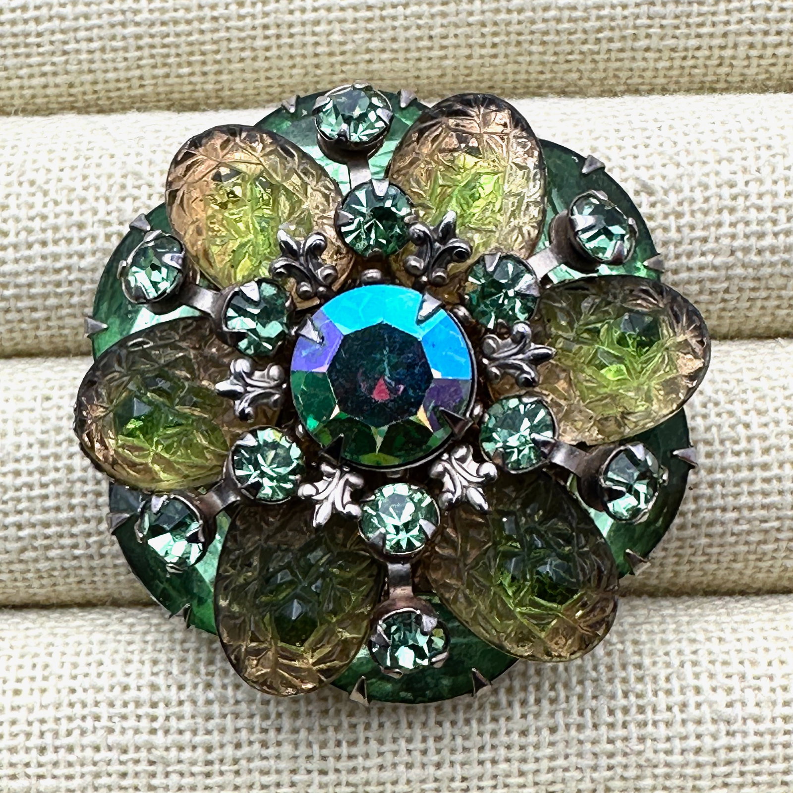 Vintage Green Pressed Givre Glass Rhinestone Gold tone Brooch Pin 1.5 Inch Unique Colors (1 of 2)