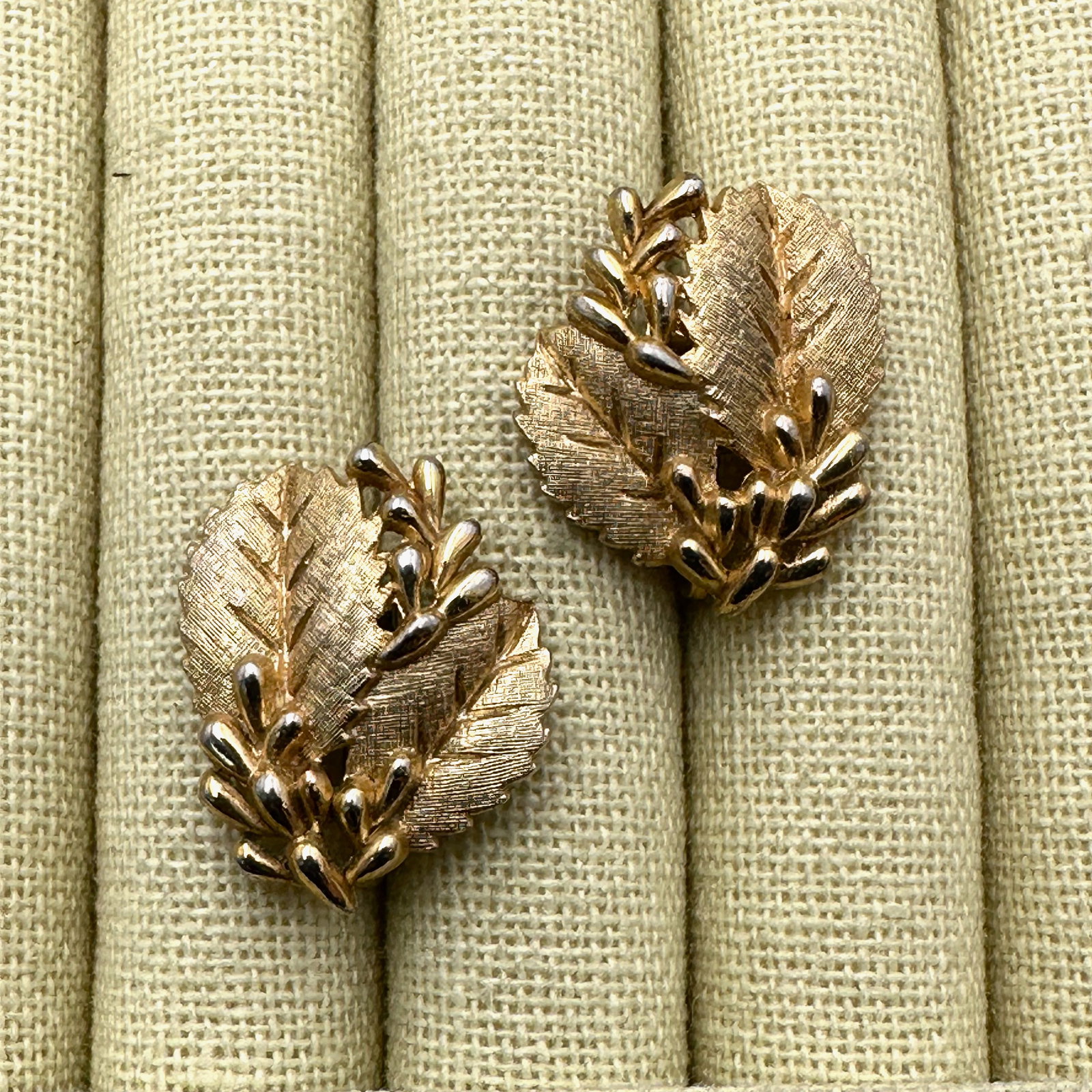 Vintage Trifari Gold Tone Clip Earrings (1 of 2)