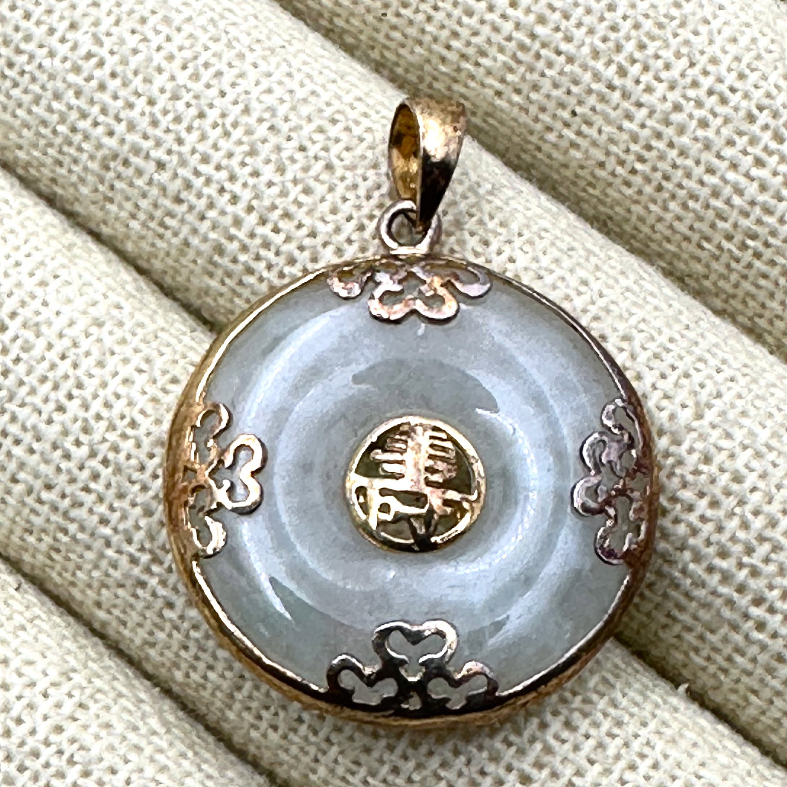 Gold Plated Green Jade Pendant 1.5 Inch (1 of 2)