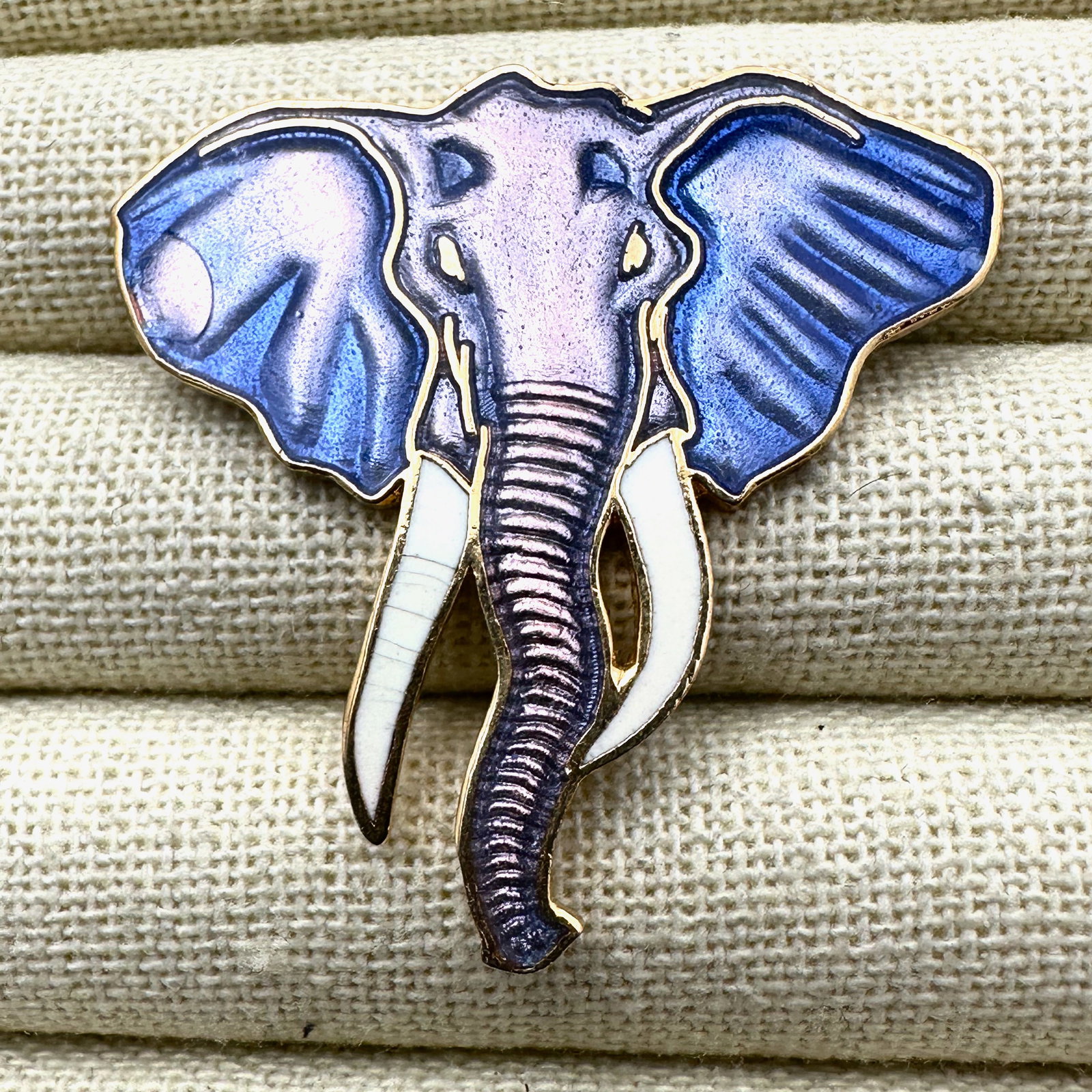 Vintage 1989 Enamel Gold Tone Elephant Brooch Pin 2 Inch (1 of 2)