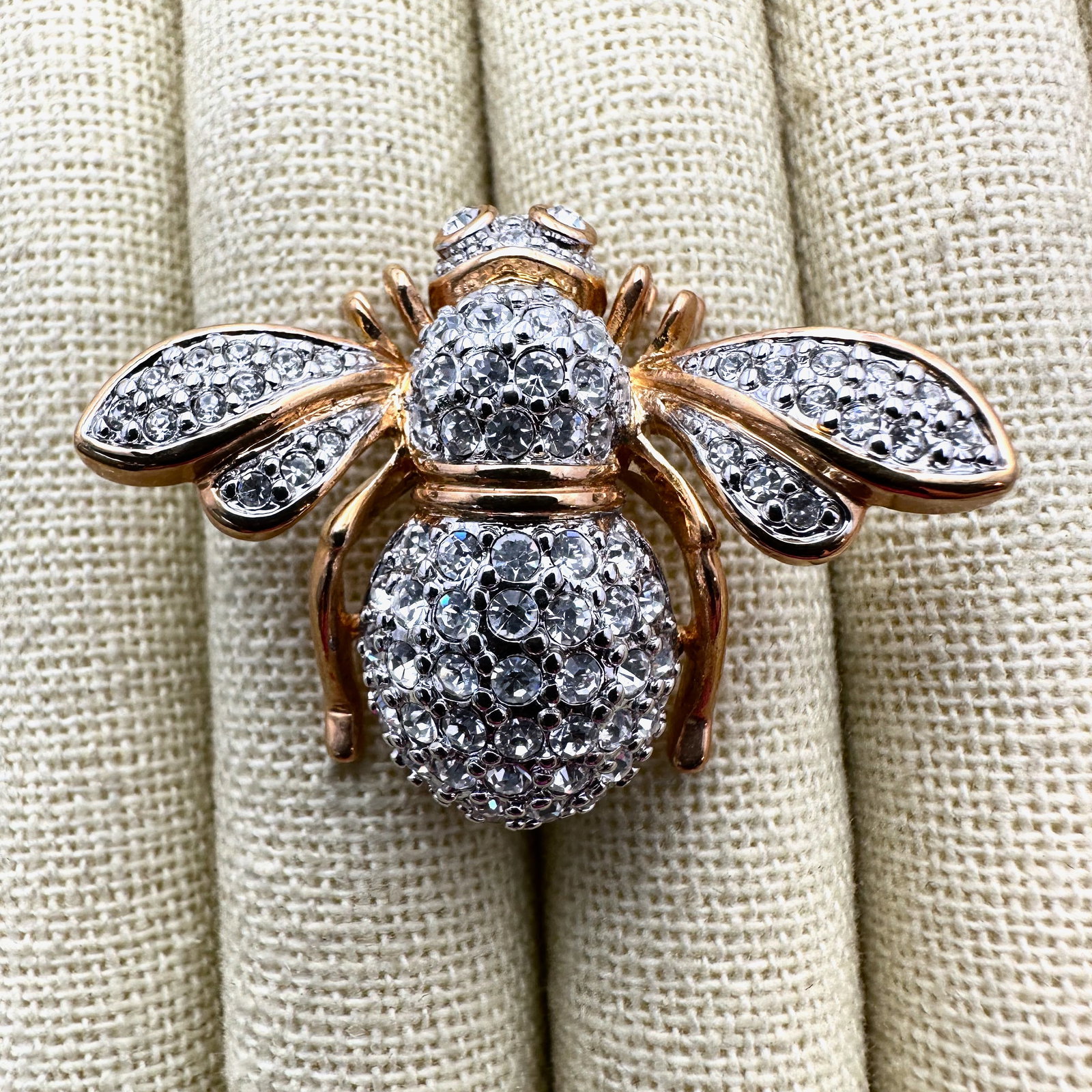 Vintage Joan Rivers Clear Crystal Gold Tone Butterfly Brooch Pin 1.5 Inch (1 of 2)