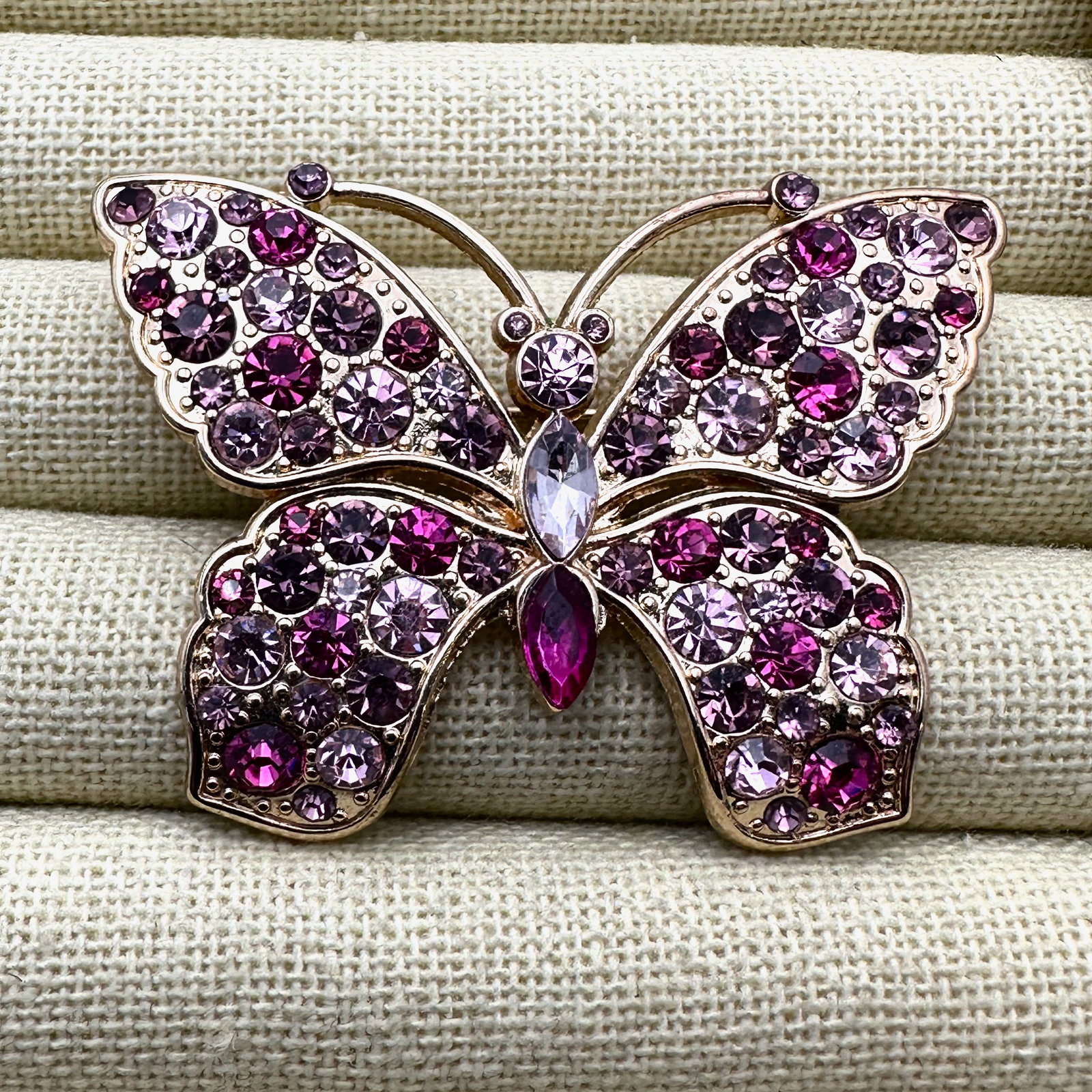 Vintage Monet Pink Crystal Gold Tone Butterfly Brooch Pin 2.25 Inch: Vintage Monet Pink Crystal Gold Tone Butterfly Brooch Pin 2.25 Inch