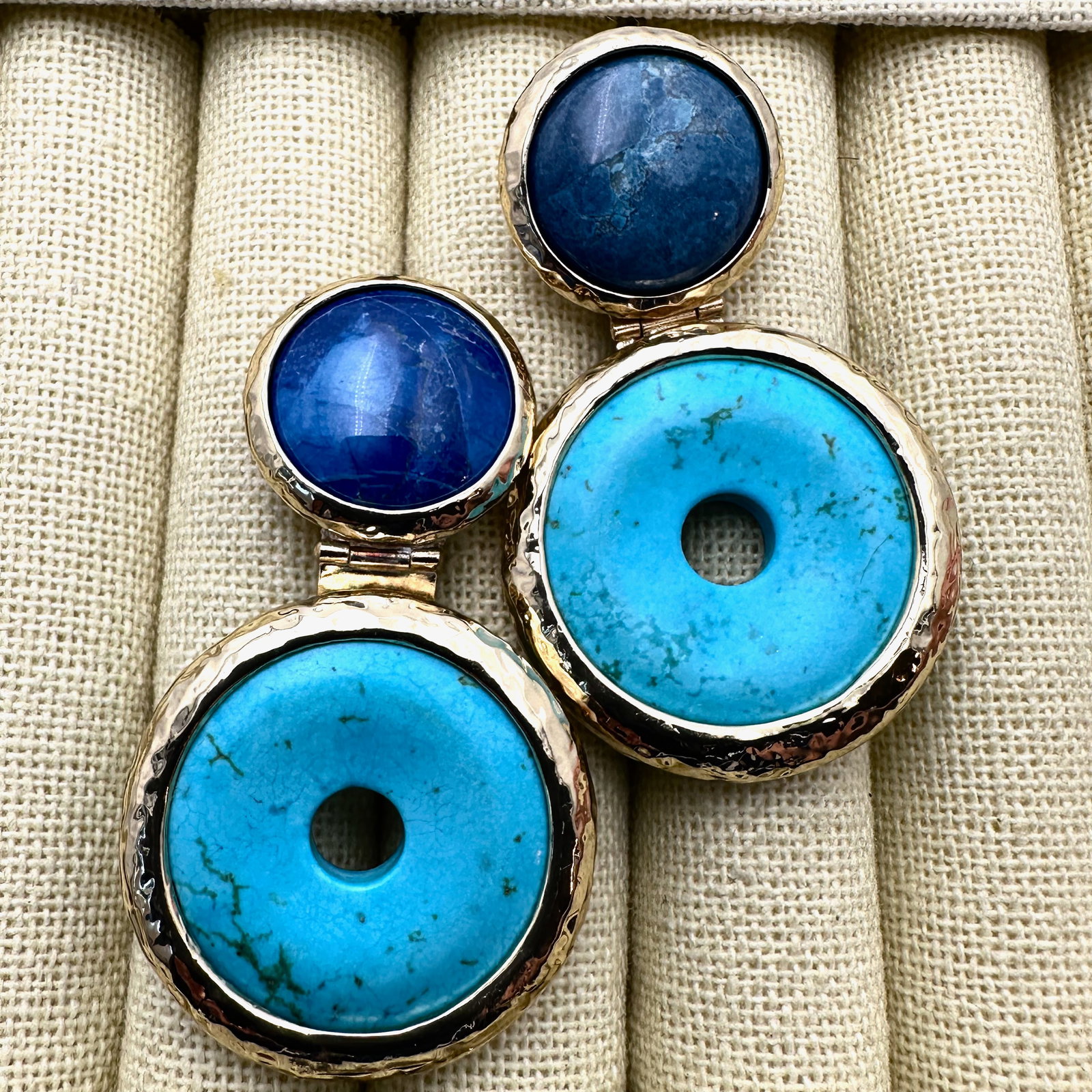 Blue Gemstone Gold Tone Statement Earrings Clip 2 Inch Length (1 of 2)