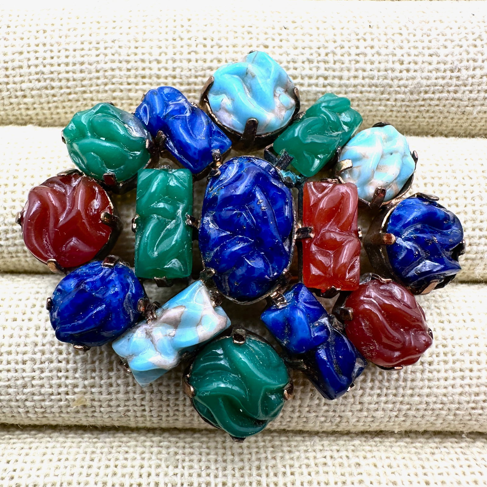 Vintage Multicolor Czech Glass Rhinestone Gold Tone Brooch Pin 2 Inch (1 of 2)