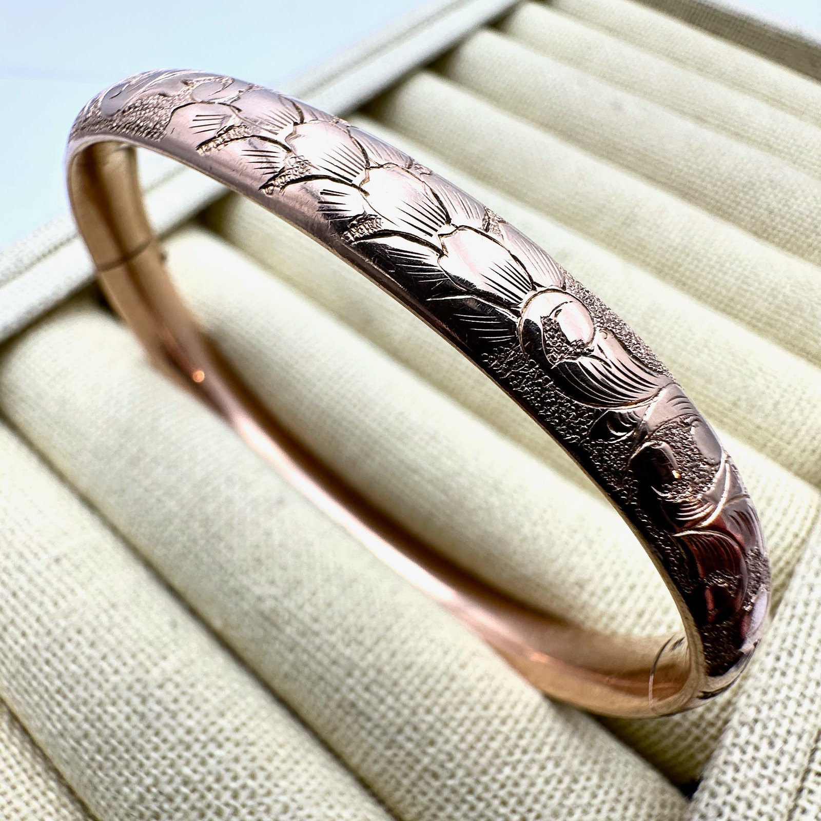Antique Victorian Gold Filled Bangle Bracelet 7 Inch (1 of 2)