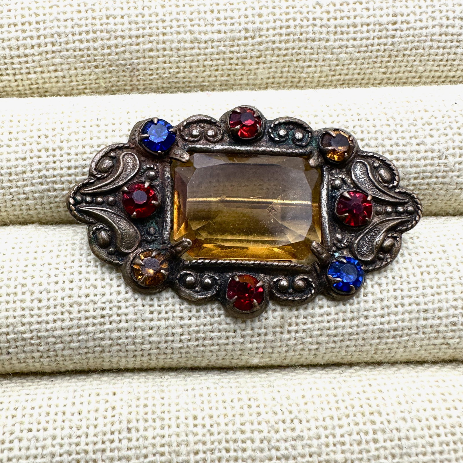 Vintage Multicolor Czech Glass Gold Tone Brooch Pin 2 Inch: Vintage Multicolor Czech Glass Gold Tone Brooch Pin 2 Inch