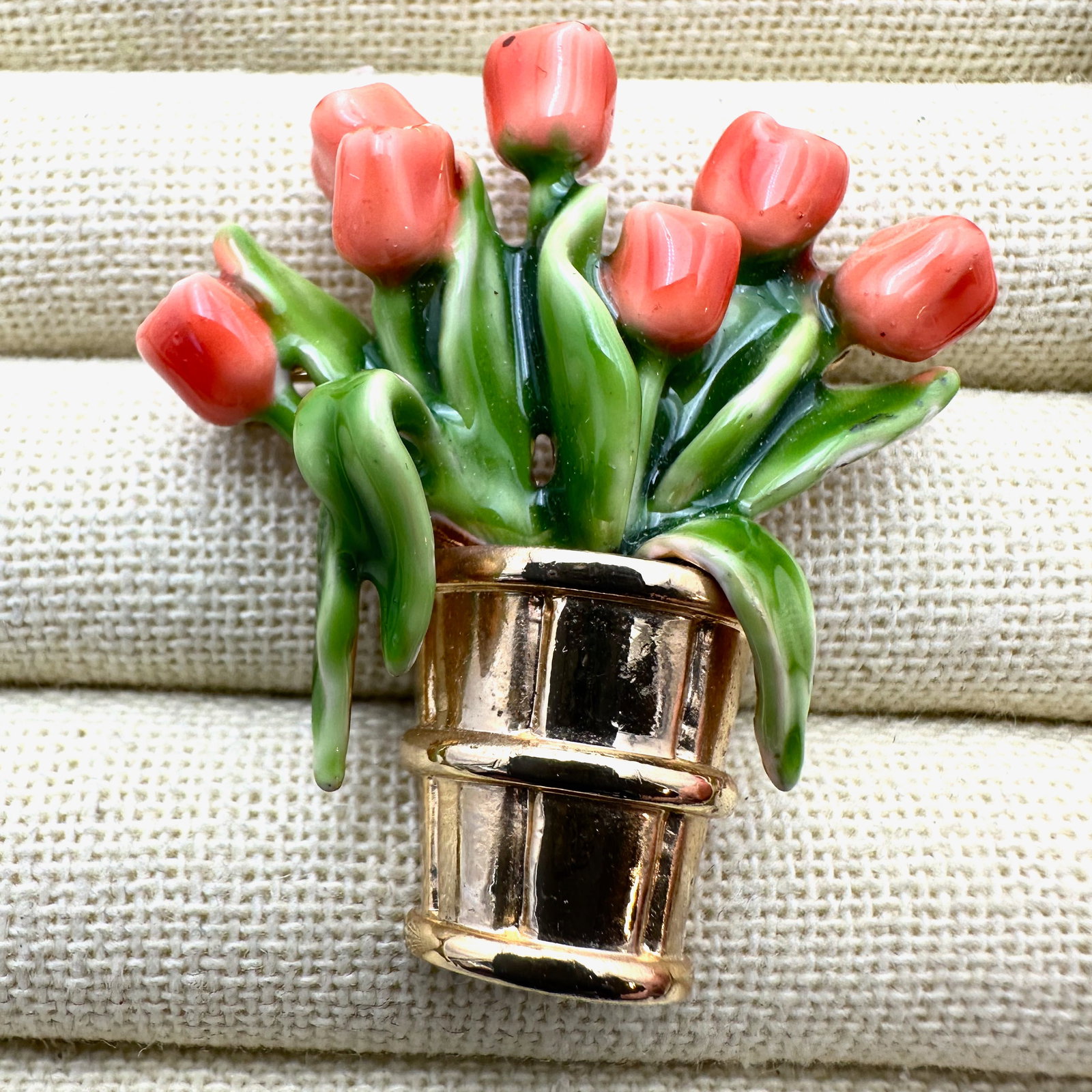 Vintage Coral Colored Enamel Tulip Flower Gold Tone Brooch Pin 2 Inch (1 of 2)