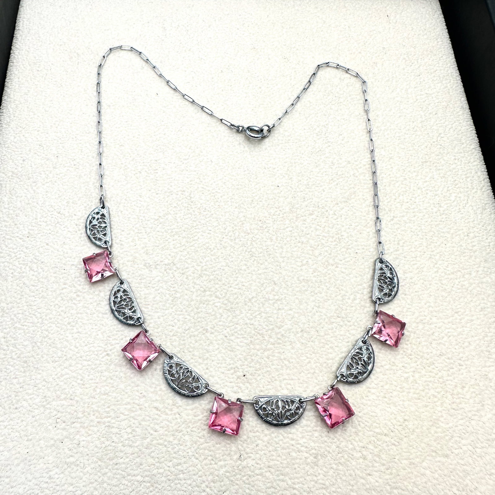 Antique Pink Czech Glass Silver Tone Filigree Necklace 15 Inch (1 of 2)