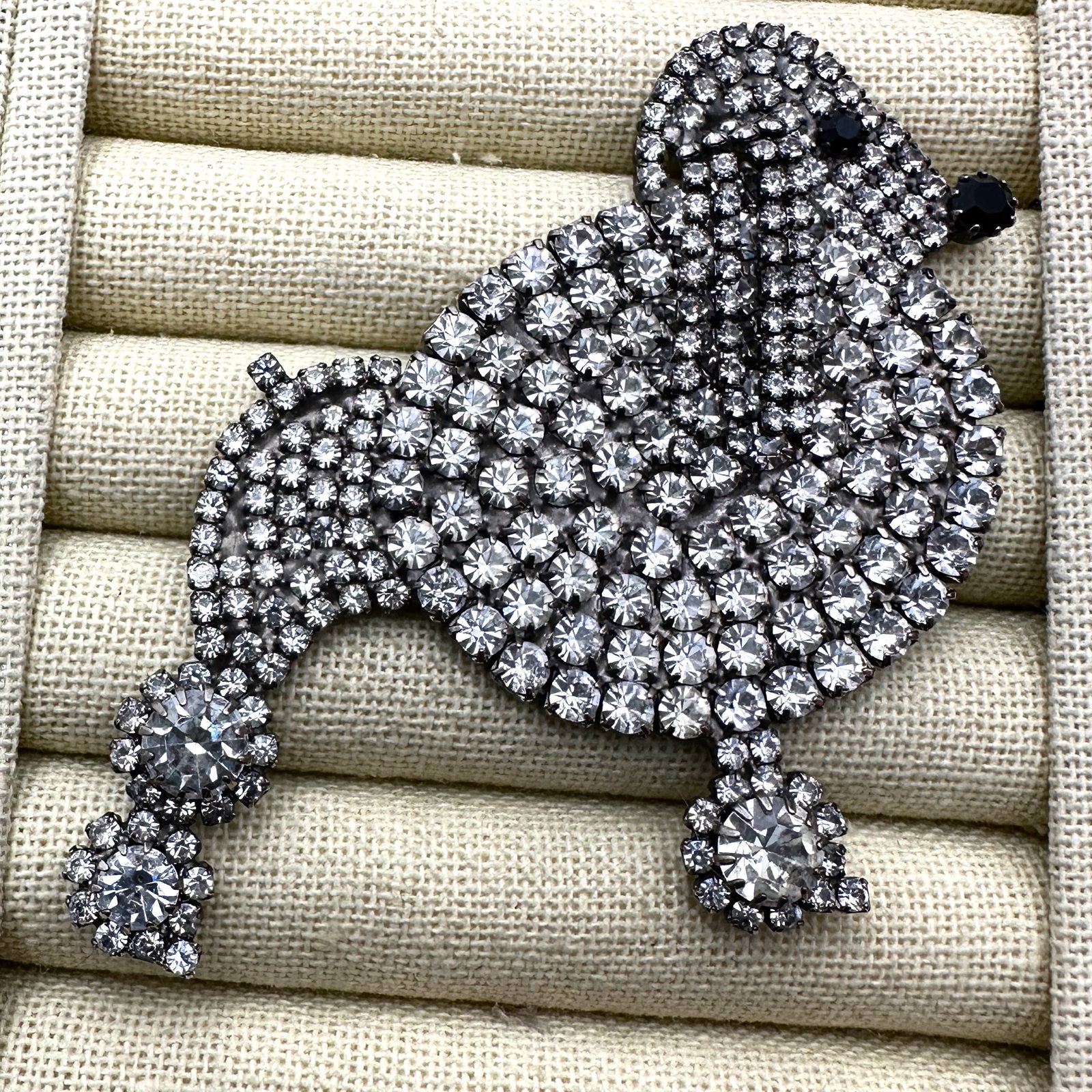 Vintage Adorable Big Glass Rhinestone Silver Tone Poodle Dog Brooch Pin 3.5 Inch (1 of 3)