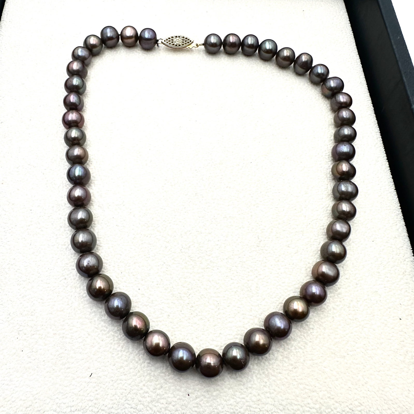 Vintage Freshwater Black Pearl Necklace 16 Inch (1 of 2)
