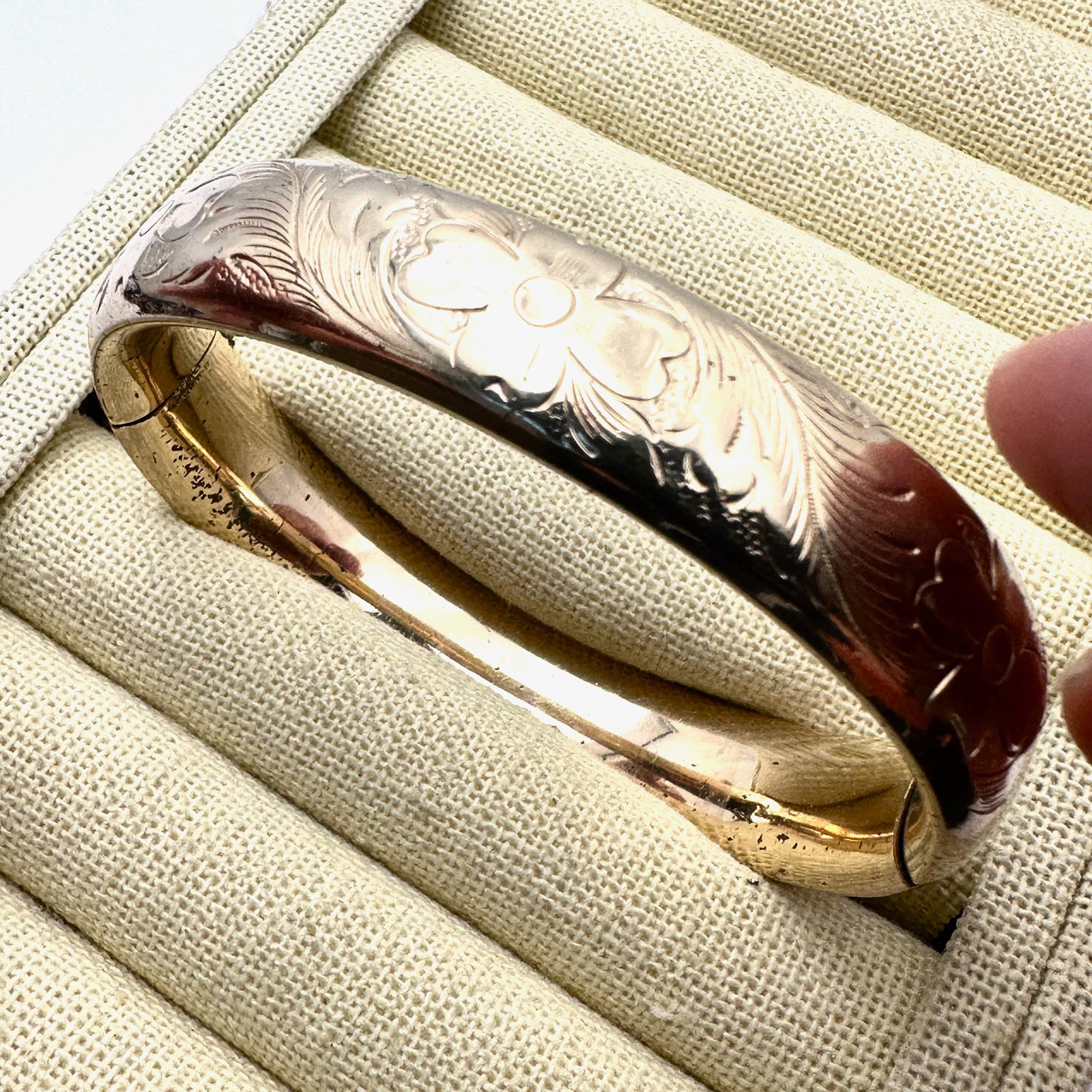 Antique Victorian Gold Filled Hinged Bangle Bracelet 7.5 Inch (1 of 2)
