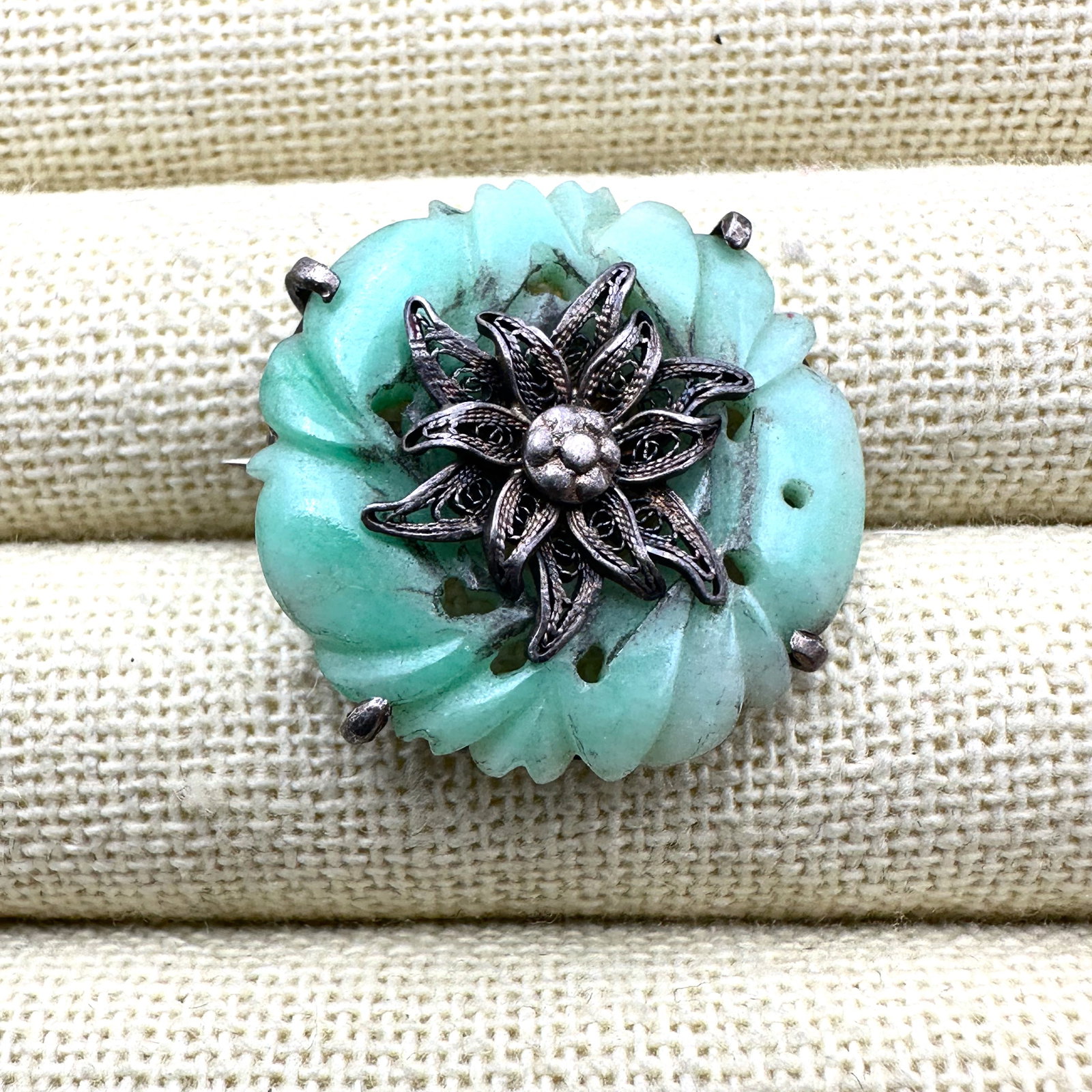 Antique Carved Jade Sterling Silver Brooch Pin 1.25 Inch: Antique Carved Jade Sterling Silver Brooch Pin 1.25 Inch