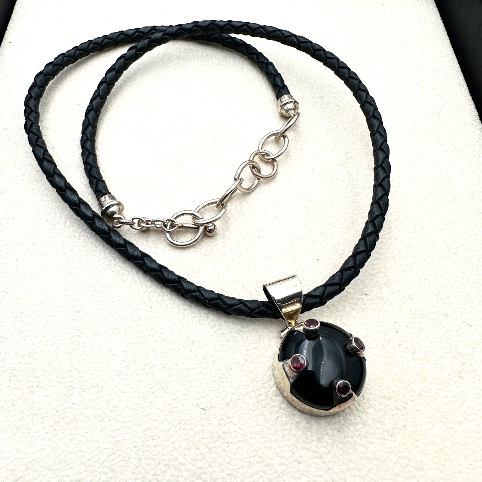 Garnet and Black Onyx Sterling Silver Pendant Necklace Leather Cord 20 Inch: Garnet and Black Onyx Sterling Silver Pendant Necklace Leather Cord 20 Inch