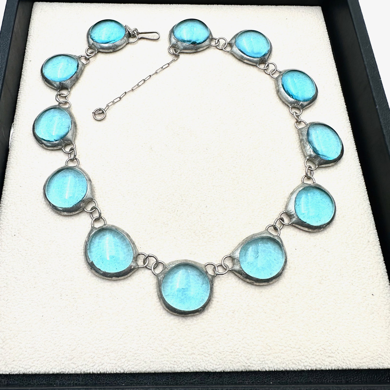 Vintage Blue Sea Glass Silver Tone Choker Necklace 17 Inch (1 of 2)