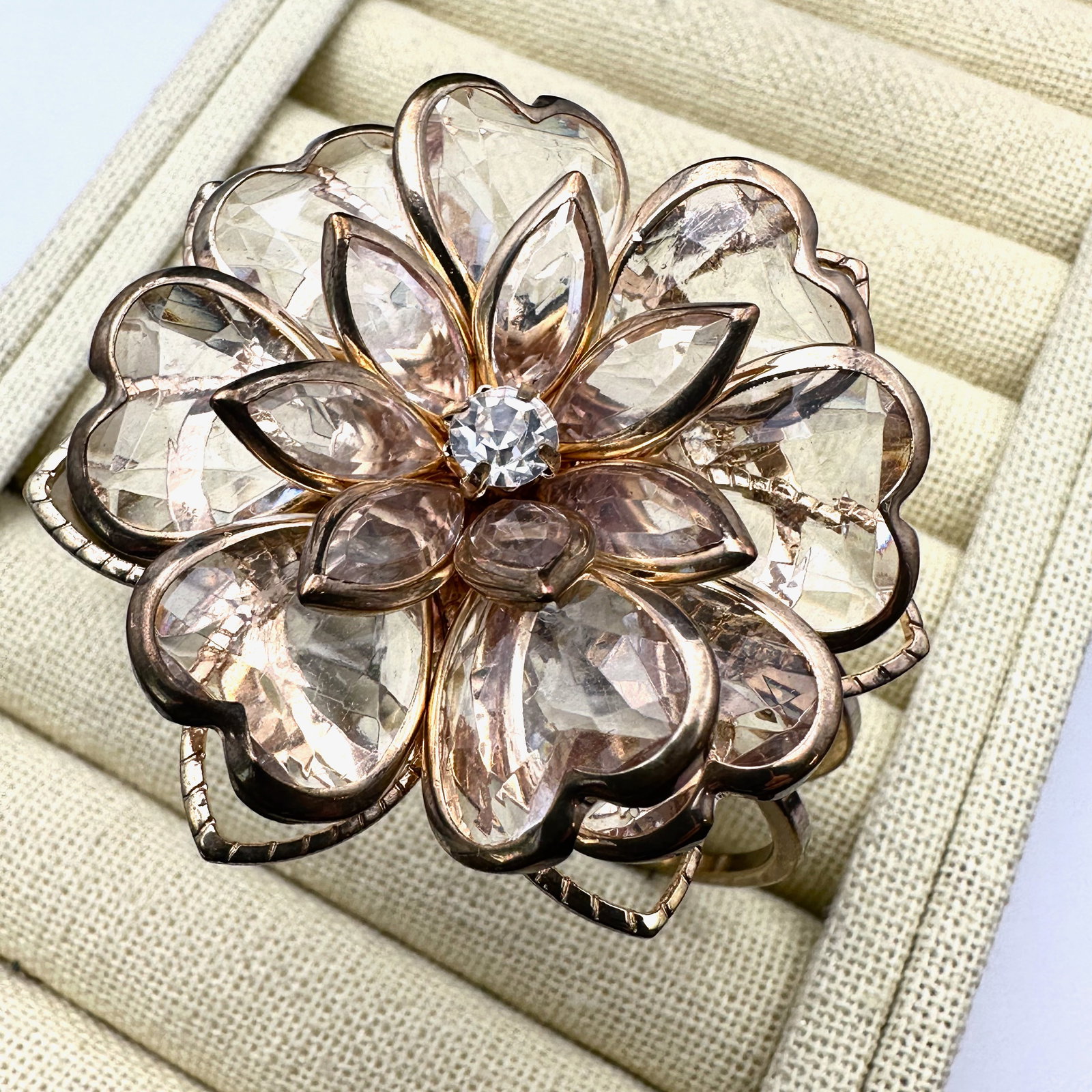 Vintage Clear Crystal Flower Gold Tone Clamper Bracelet (1 of 2)