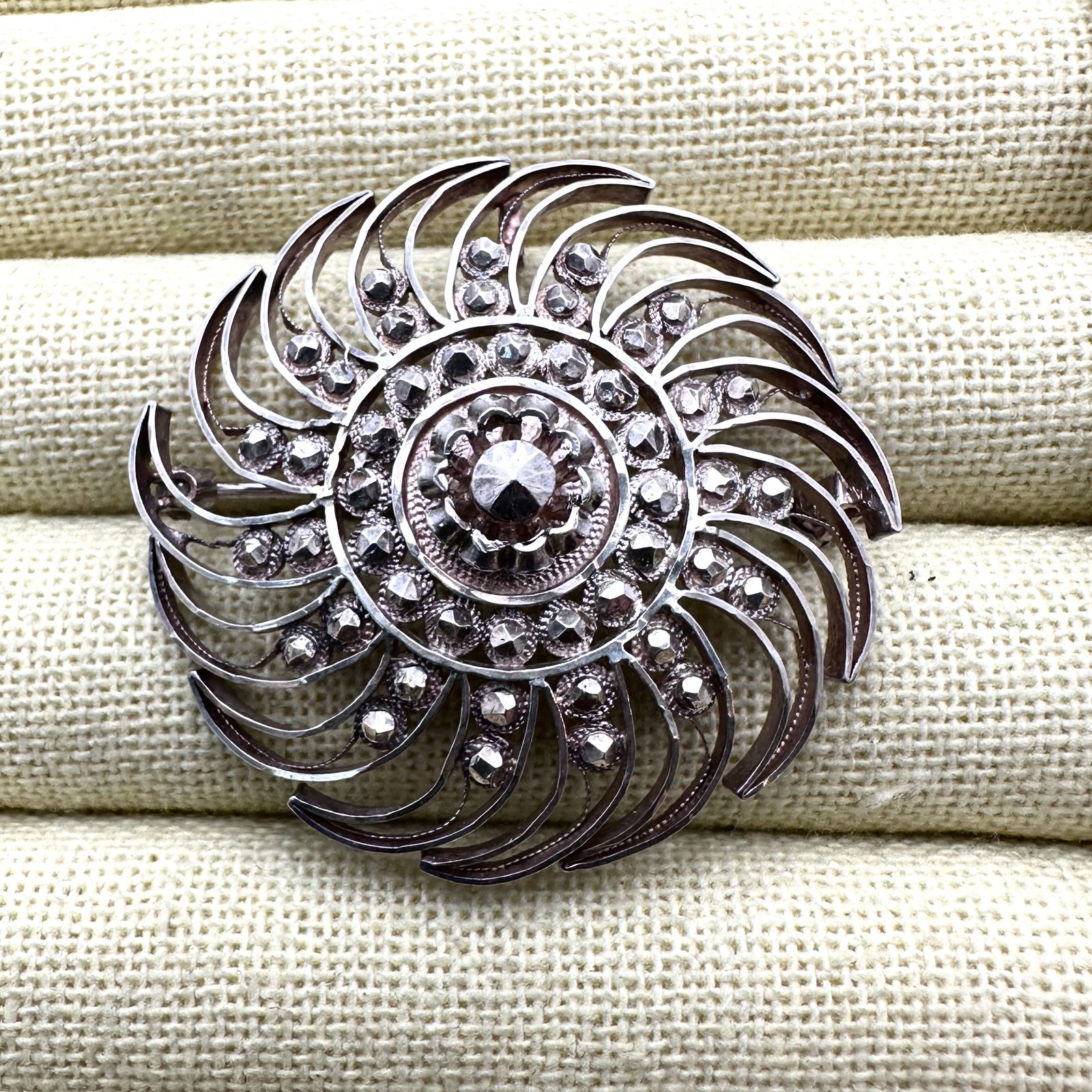 Vintage Marcasite Sterling Silver Brooch Pin Pendant 1.75. Inch (1 of 2)