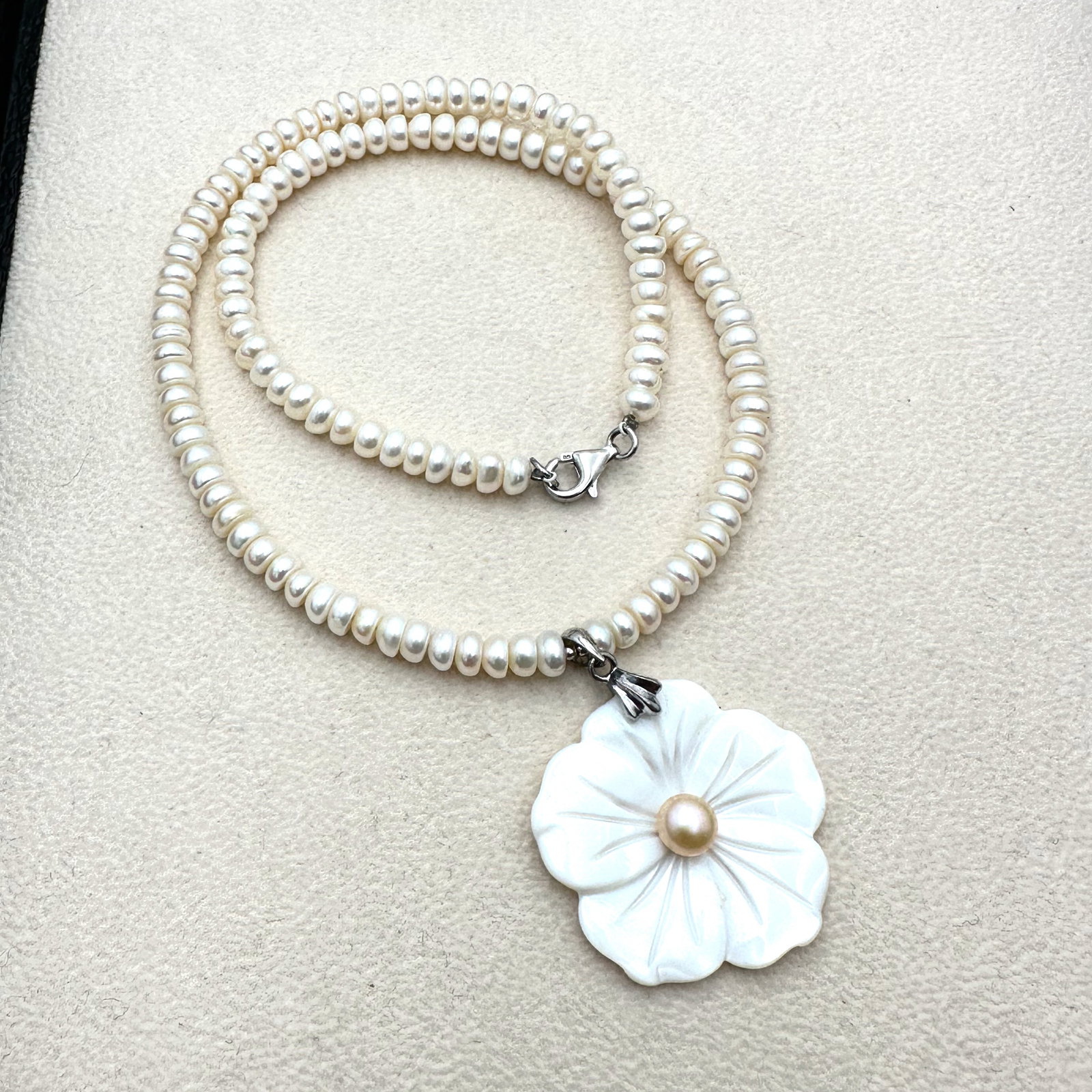 Mother of Pearl Sterling Silver Freshwater Pearl Necklace 16 Inch: Mother of Pearl Sterling Silver Freshwater Pearl Necklace 16 Inch
