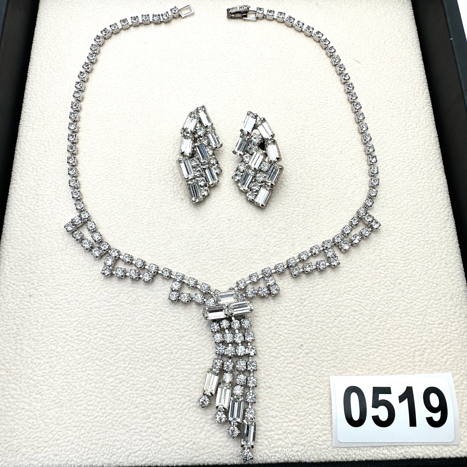 Vintage Clear Glass Rhinestone Silver tone Necklace and Clip Earrings Set (1 of 2)