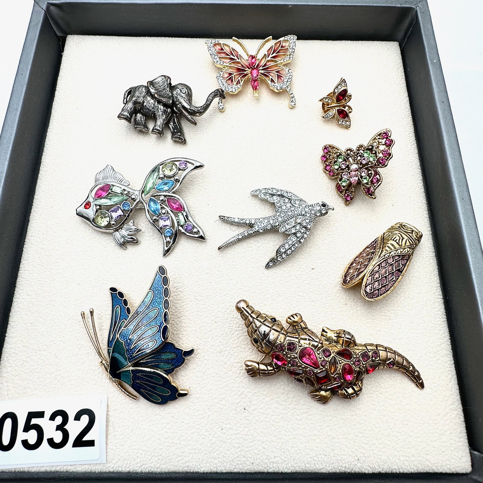 Vintage Lot of Figural Brooches and Pins (1 of 2)