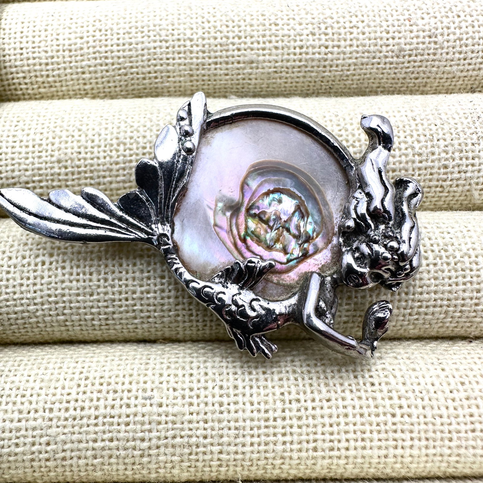 Vintage Mother of Pearl Mermaid Silver Tone Brooch Pin 2.25 Inch: Vintage Mother of Pearl Mermaid Silver Tone Brooch Pin 2.25 Inch