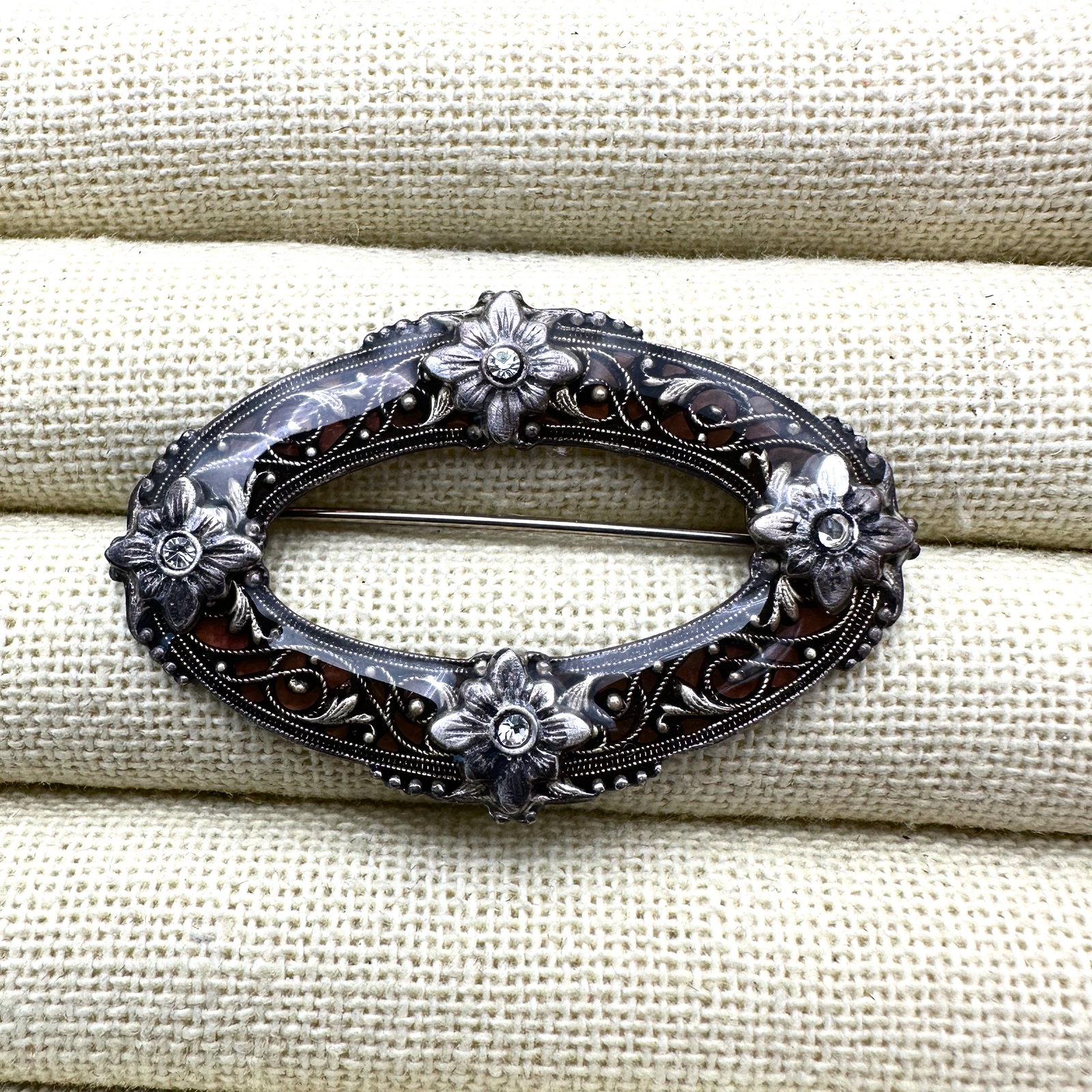 Vintage Enamel Silver Tone Brooch Pin 2 Inch Unsigned Propesco Style: Vintage Enamel Silver Tone Brooch Pin 2 Inch Unsigned Propesco Style