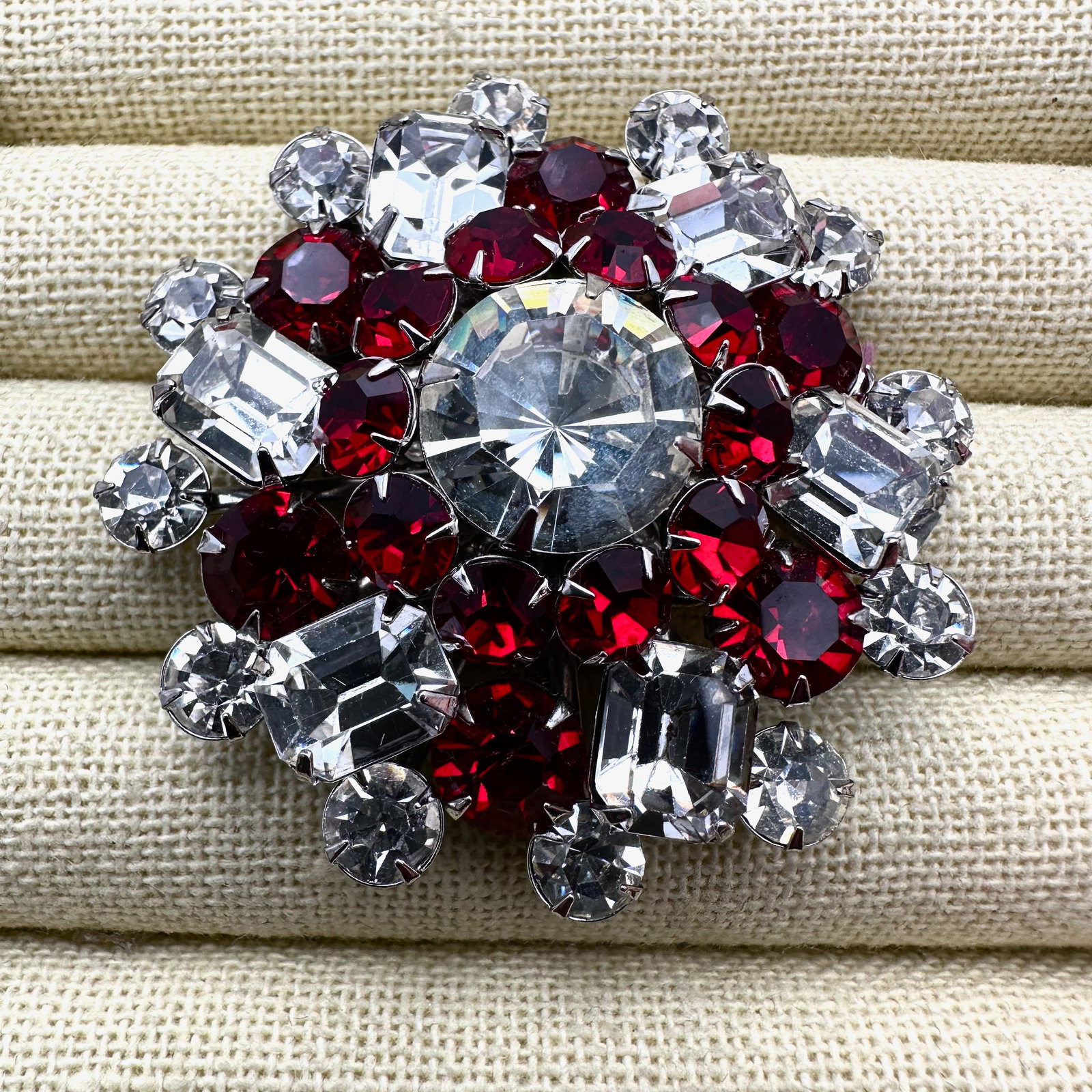 Vintage Red and Clear Glass Rhinestone Layered Silver Tone Brooch Pin 2.25 Inch (1 of 2)