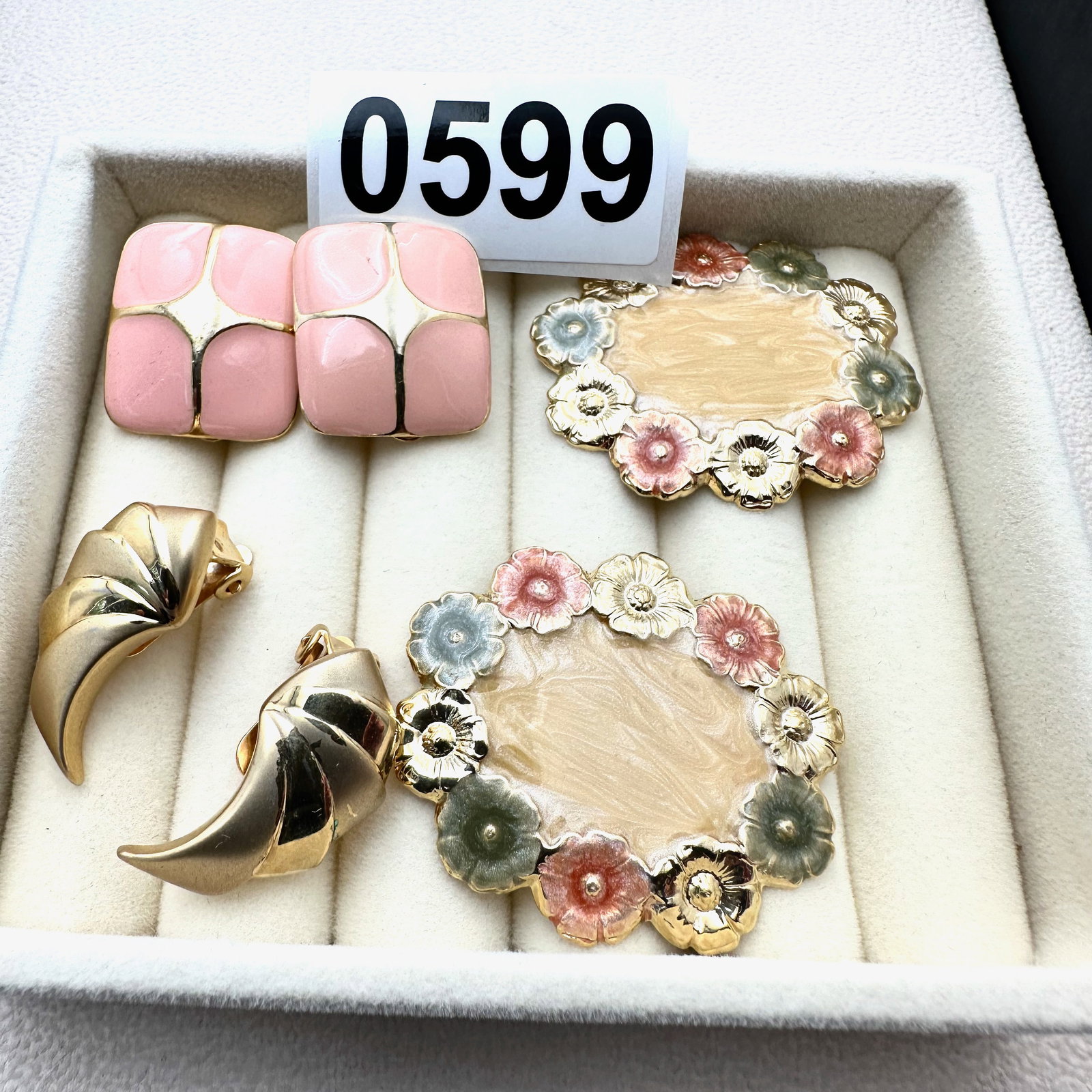 Group Collection Lot Earrings Crystal Rhinestone Multicolor Variety (1 of 2)