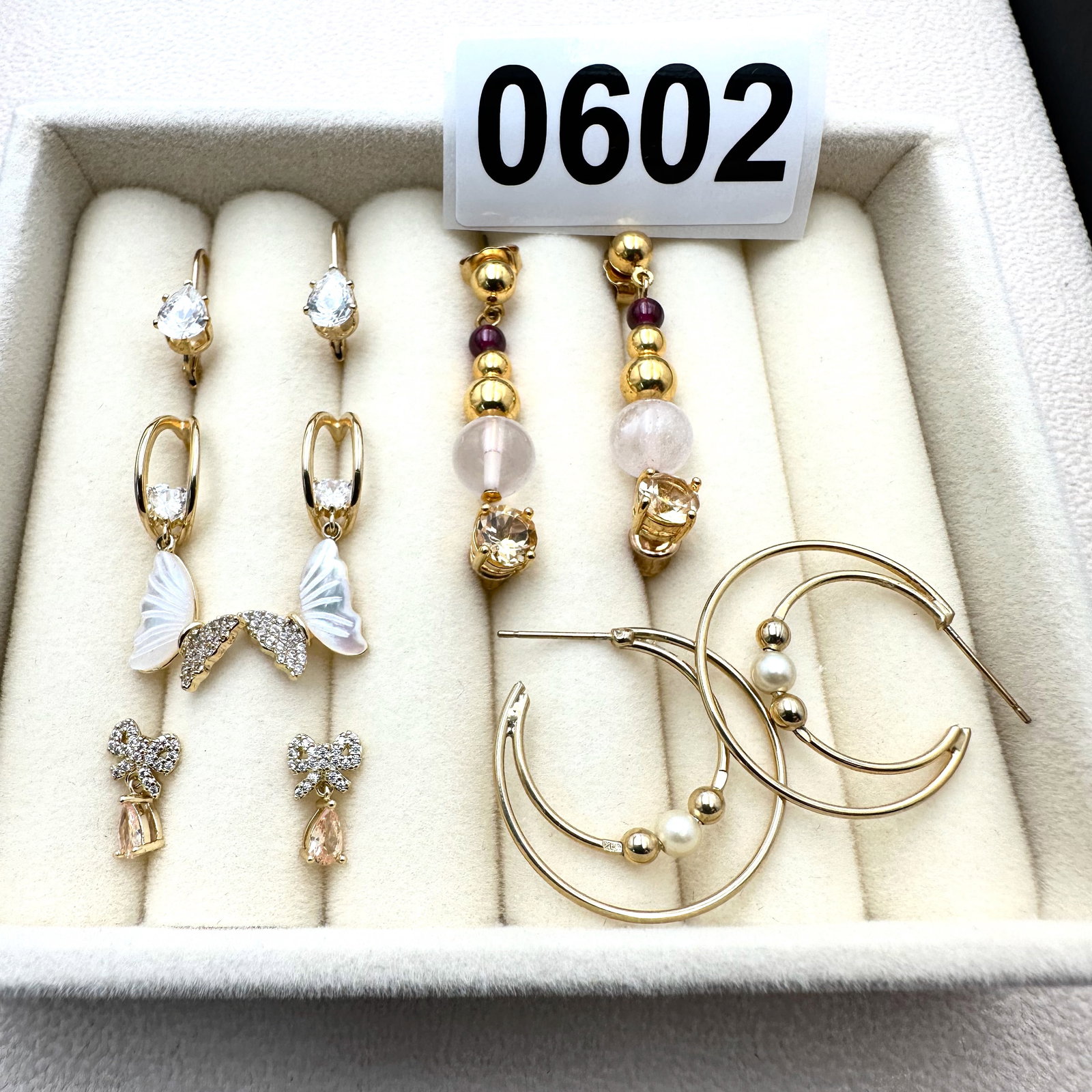 Group Collection Lot Earrings Crystal Rhinestone Multicolor Variety (1 of 2)
