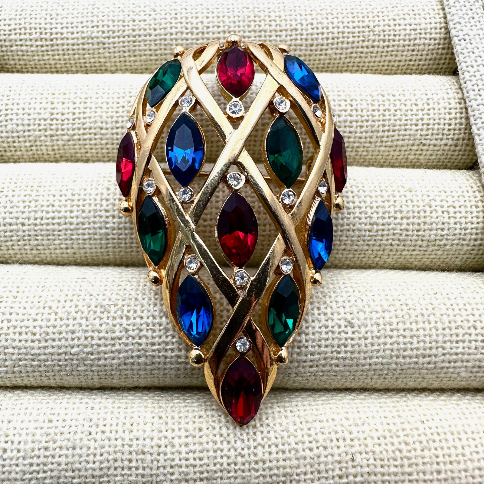 Vintage Jewel Tone Glass Rhinestone Gold tone Pin Brooch Pendant 2.5 Inch: Vintage Jewel Tone Glass Rhinestone Gold tone Pin Brooch Pendant 2.5 Inch