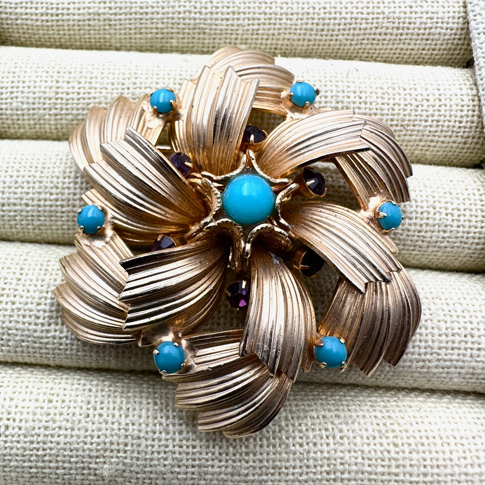 Vintage Warner Turquoise Blue and Purple Rhinestone Gold Tone Brooch Pin 2.25 Inch (1 of 2)