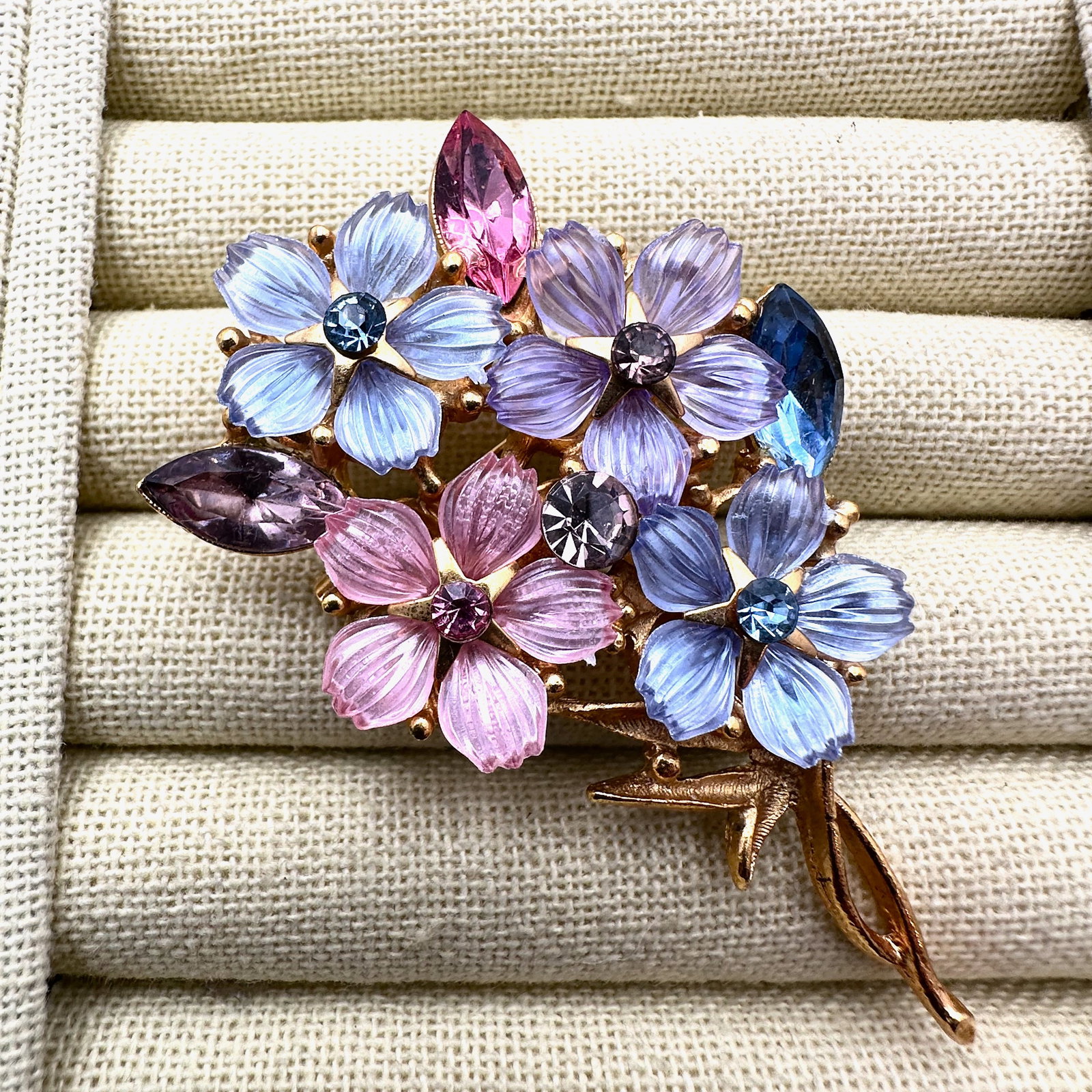 Vintage Blue Purple Pink Glass Rhinestone Flower Brooch Gold Tone 3 Inch Unsigned (1 of 2)