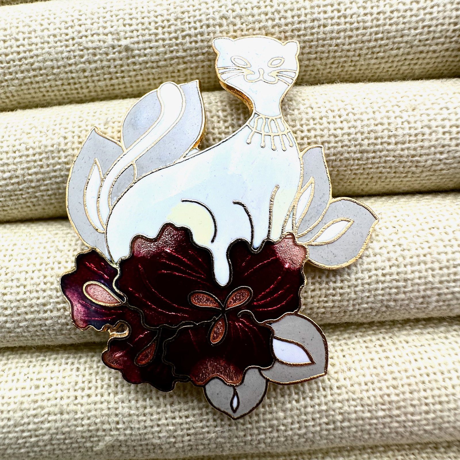 Vintage Cloisonne' Cat Flower Brooch Pin Gold Tone 2 Inch (1 of 2)