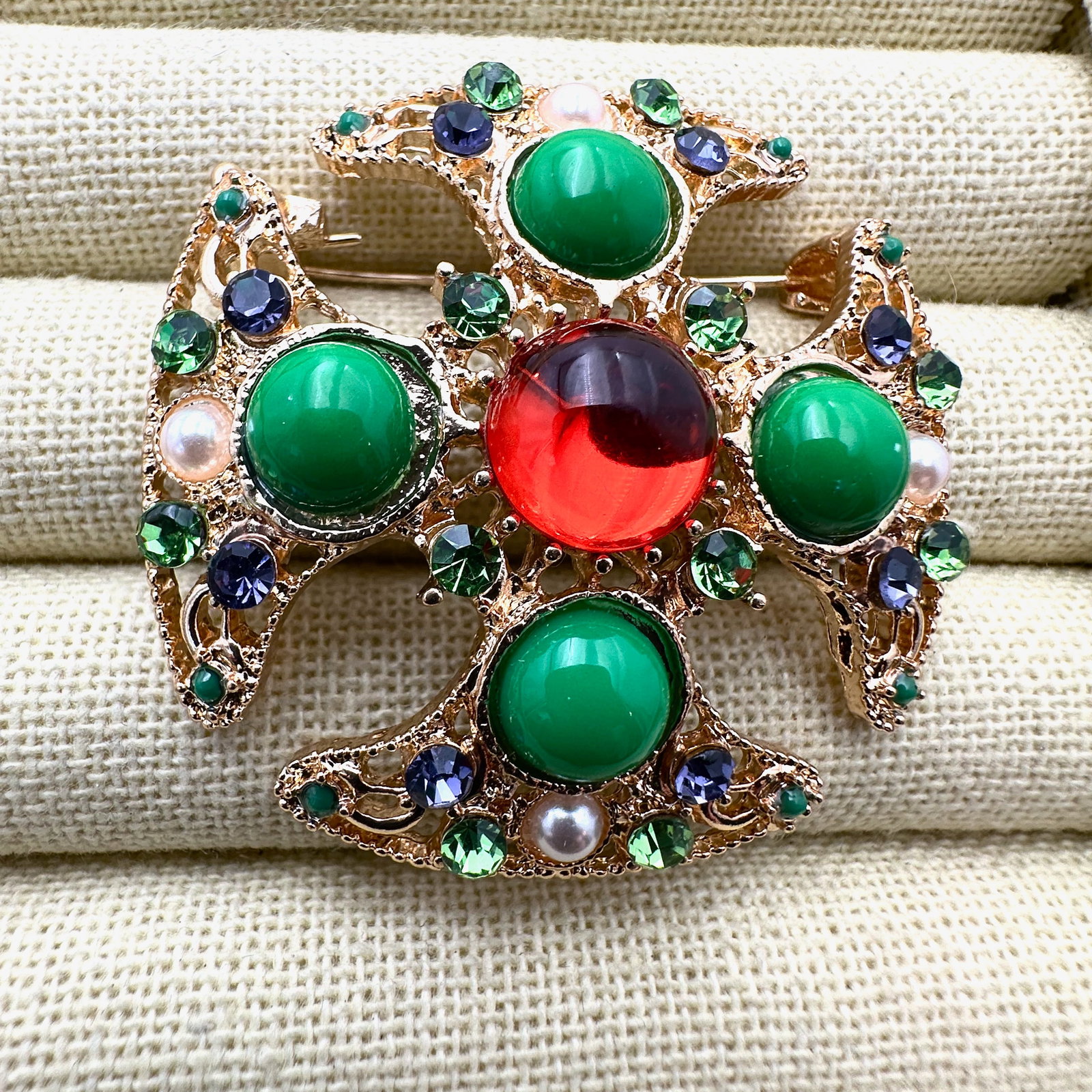 Vintage Style Multicolor Maltese Cross Gold Tone Brooch Pin 2 Inch (1 of 2)