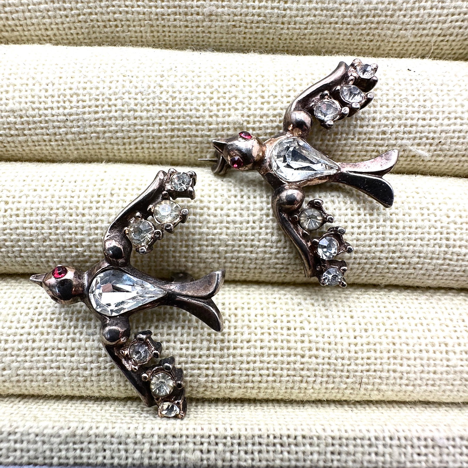 Vintage Figural Pair of Bird Brooch Pins 1.25 Inch Each (1 of 2)