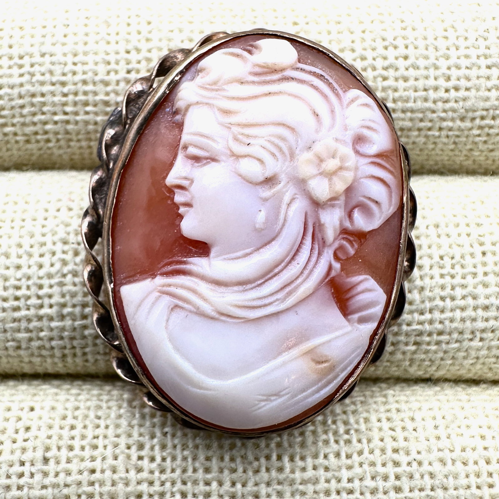 Antique Victorian Carved Shell Cameo Pendant Brooch Pin 1.5 Inch (1 of 2)