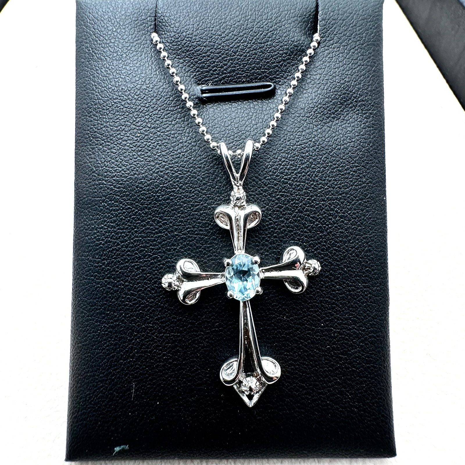 Blue Topaz Sterling Silver 1.5 Inch Cross Pendant Necklace 16 Inch Chain: Blue Topaz Sterling Silver 1.5 Inch Cross Pendant Necklace 16 Inch Chain
