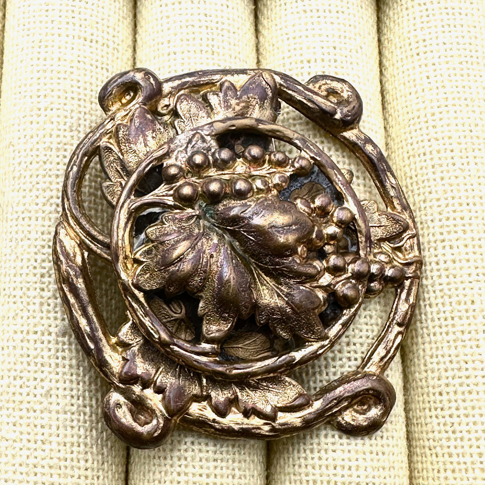 Antique Gold Tone Fur Dress Clip Grapes Leaves Design 2 Inch (1 of 2)