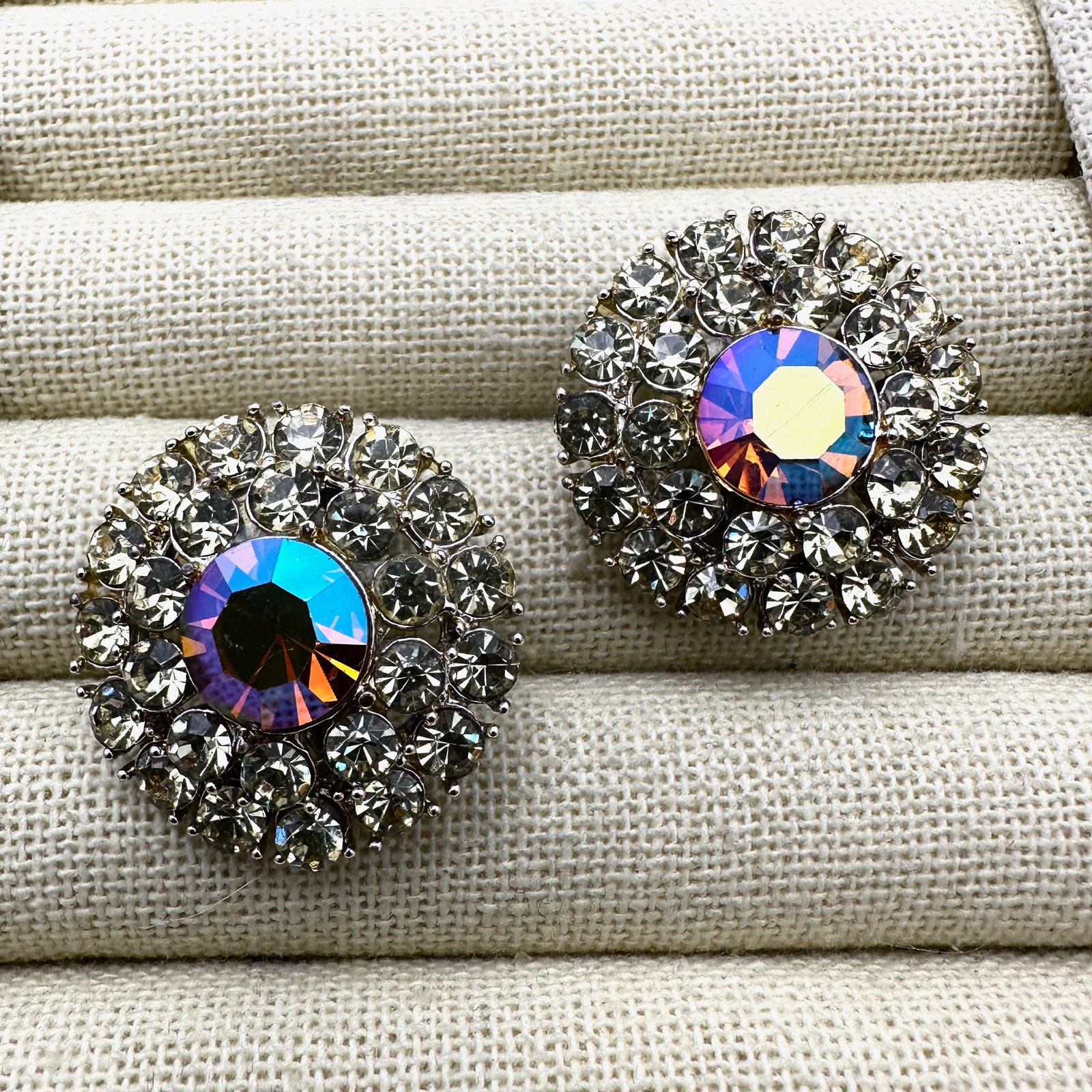 Vintage Yellow Glass Rhinestone Gold Tone Clip Earrings Unsigned (1 of 2)