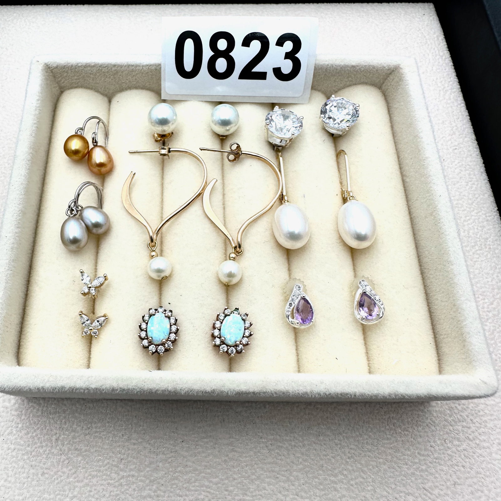 Jewelry Group Lot Pierced Earrings Sterling Silver Gold Plated Pearls Gemstones CZs: Jewelry Group Lot Pierced Earrings Sterling Silver Gold Plated Pearls Gemstones CZs