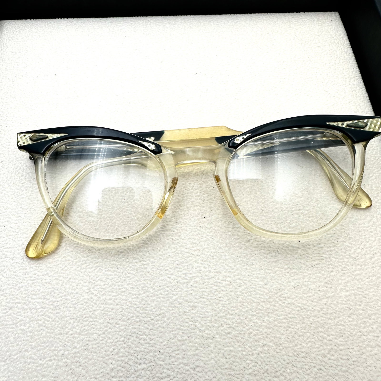 Vintage Cats Eye Glasses Prescription Lenses Black And Light Yellow Frames (1 of 2)