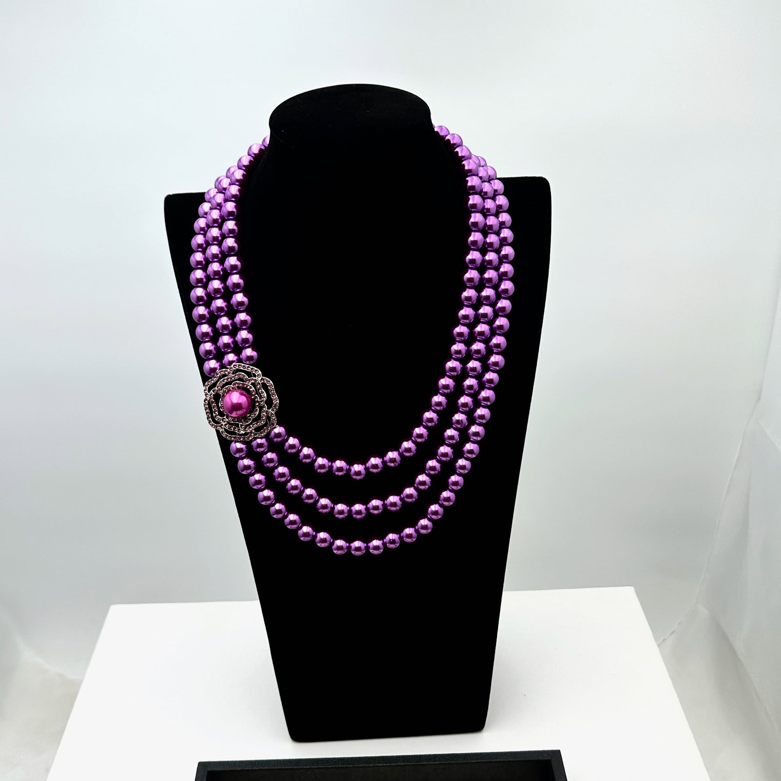 Faux Glass Purple Pearl Silver Tone Necklace 18 Inch Wearable Length (1 of 2)