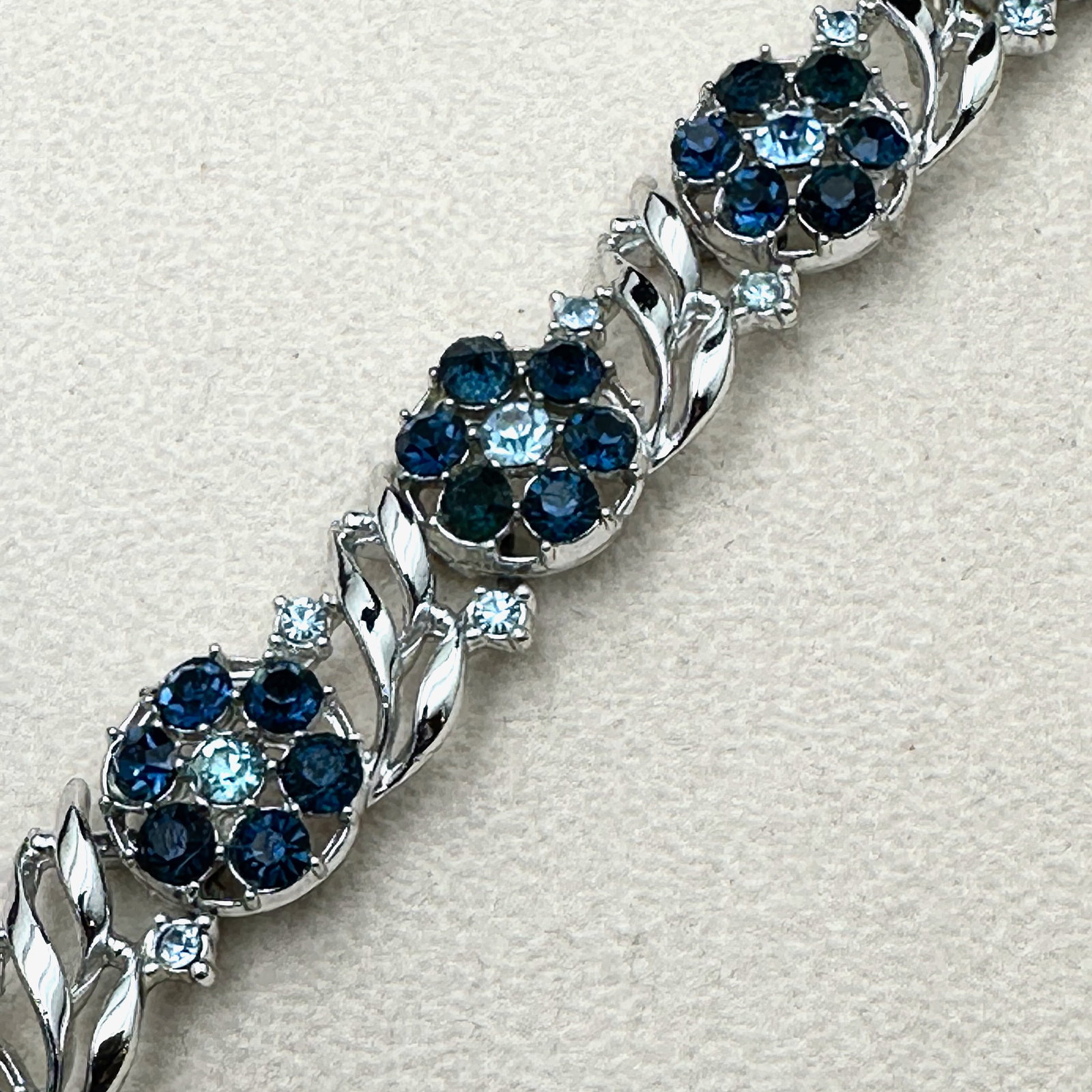Vintage Blue Rhinestone Silver tone Bracelet 6.5 Inch (1 of 3)